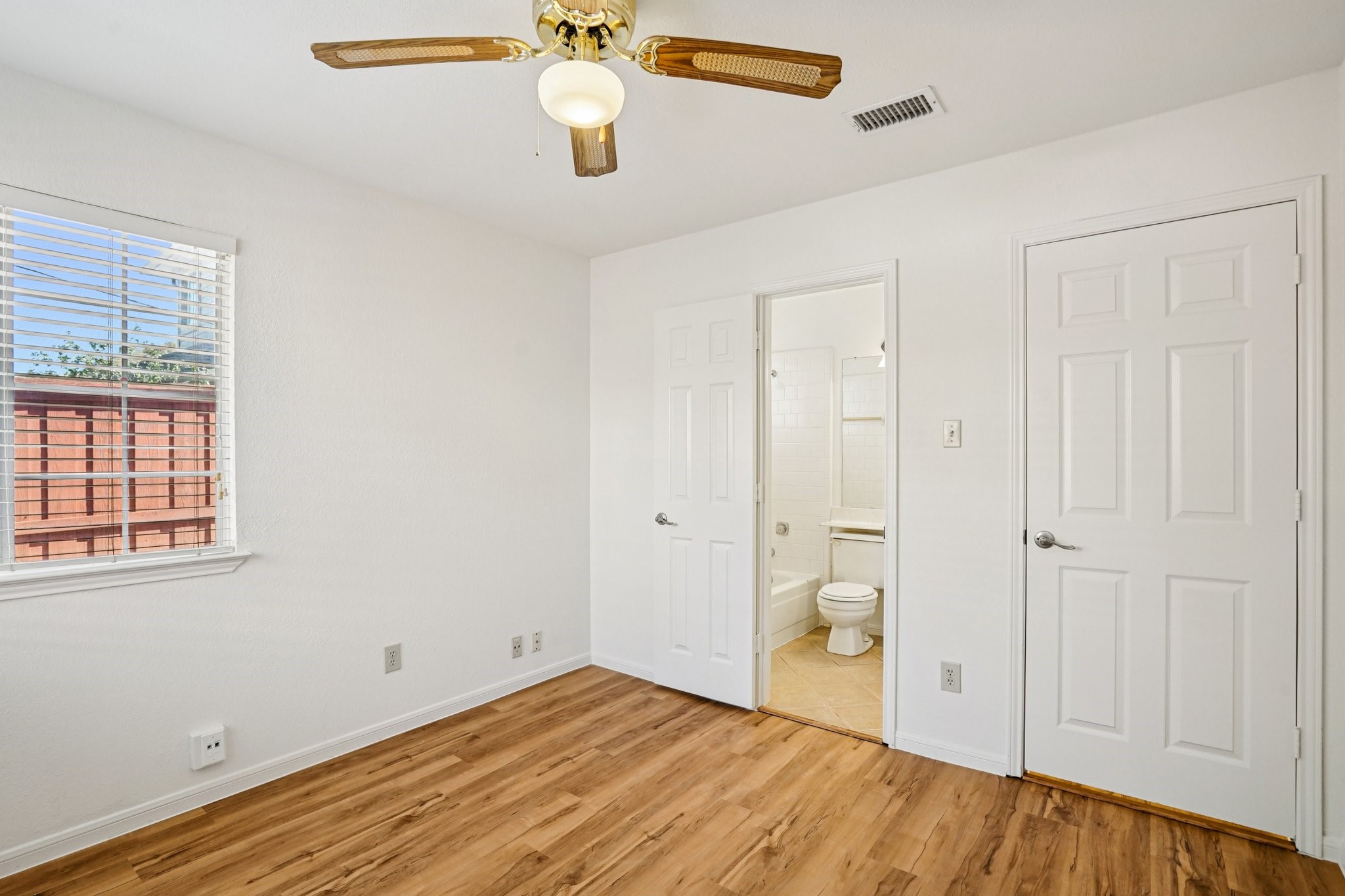 401 Dakota Trail