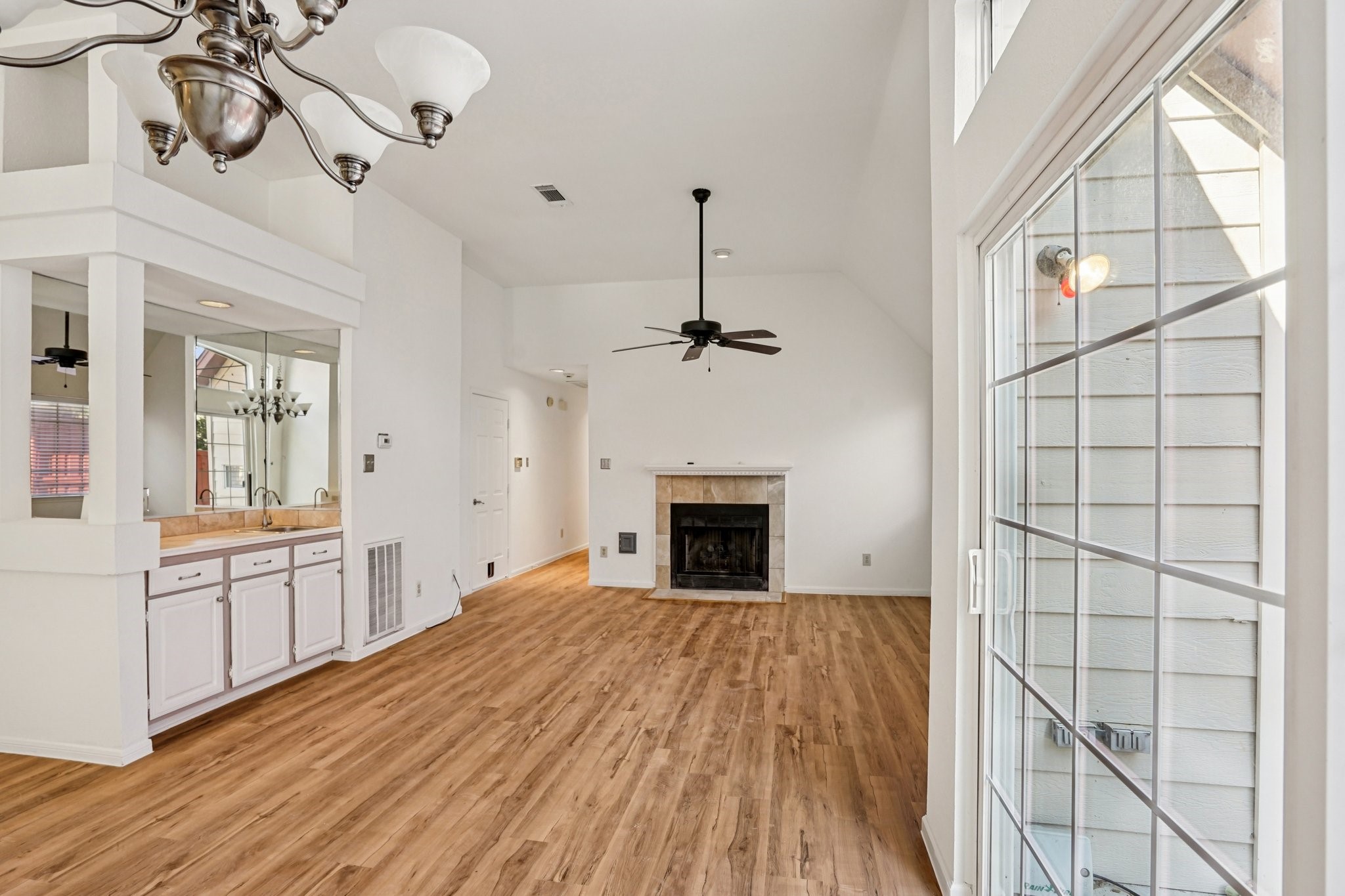 401 Dakota Trail