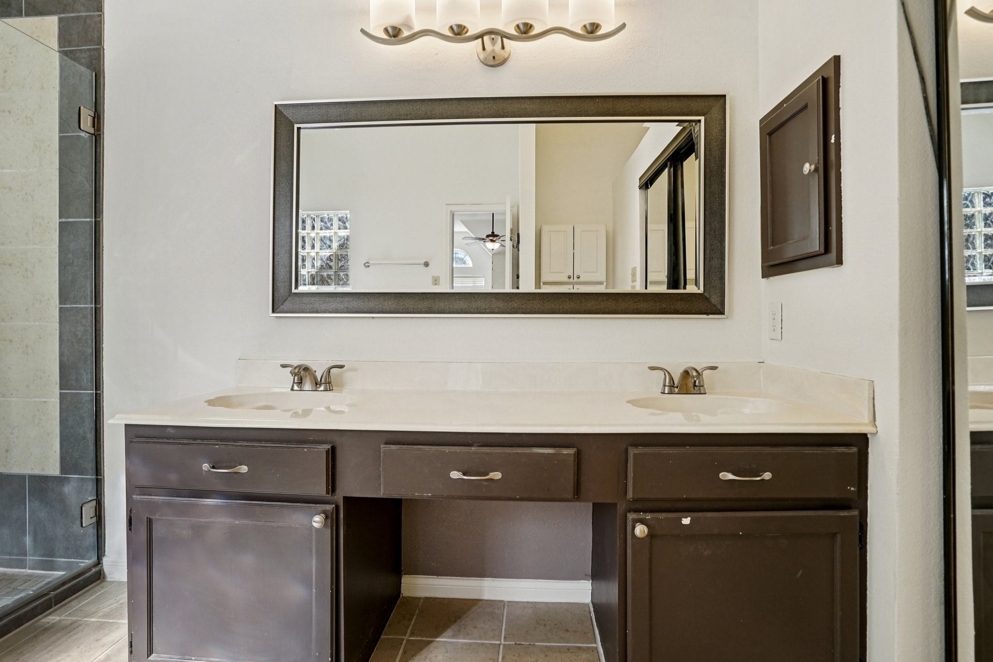 401 Dakota Trail