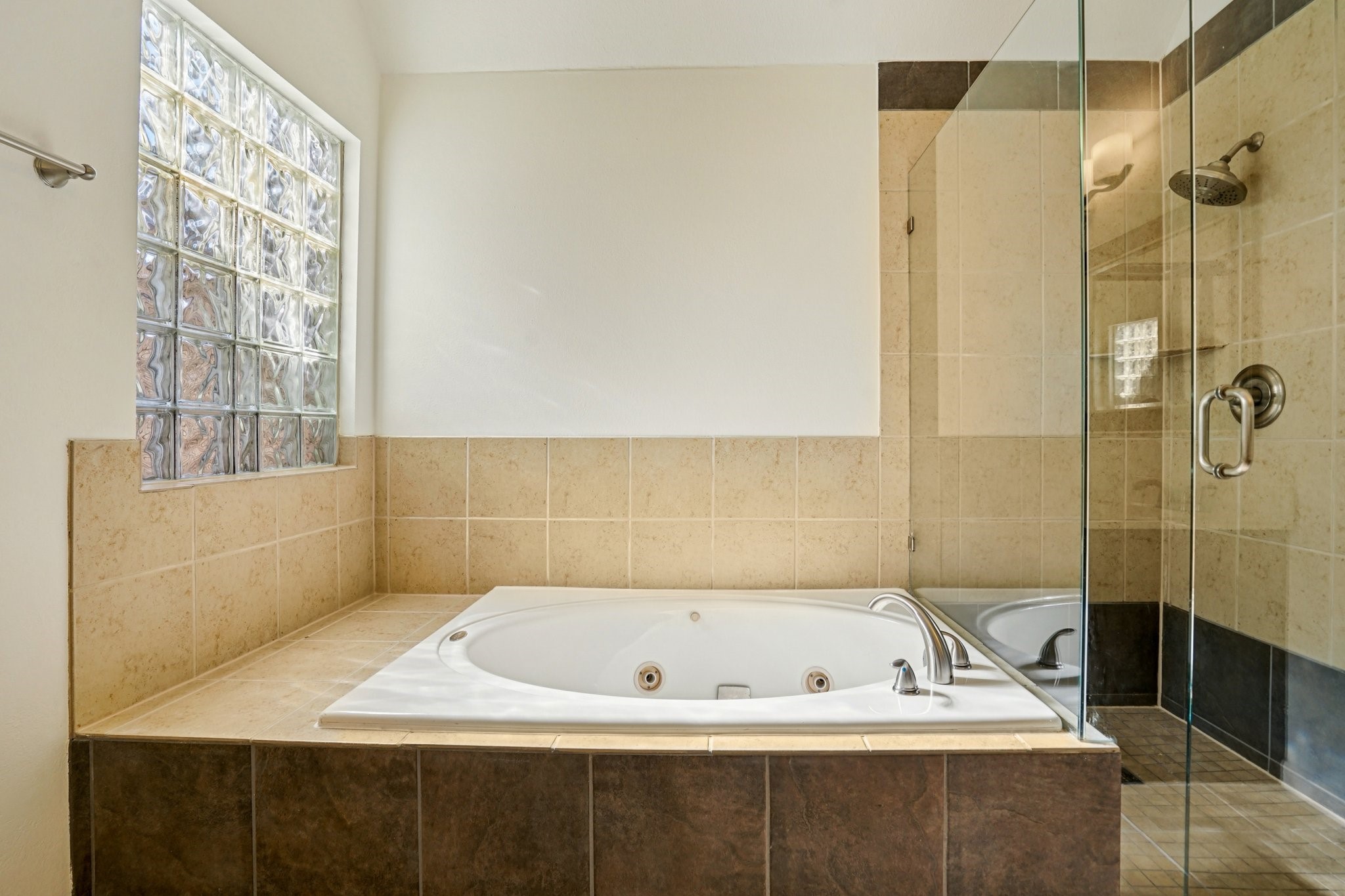 401 Dakota Trail
