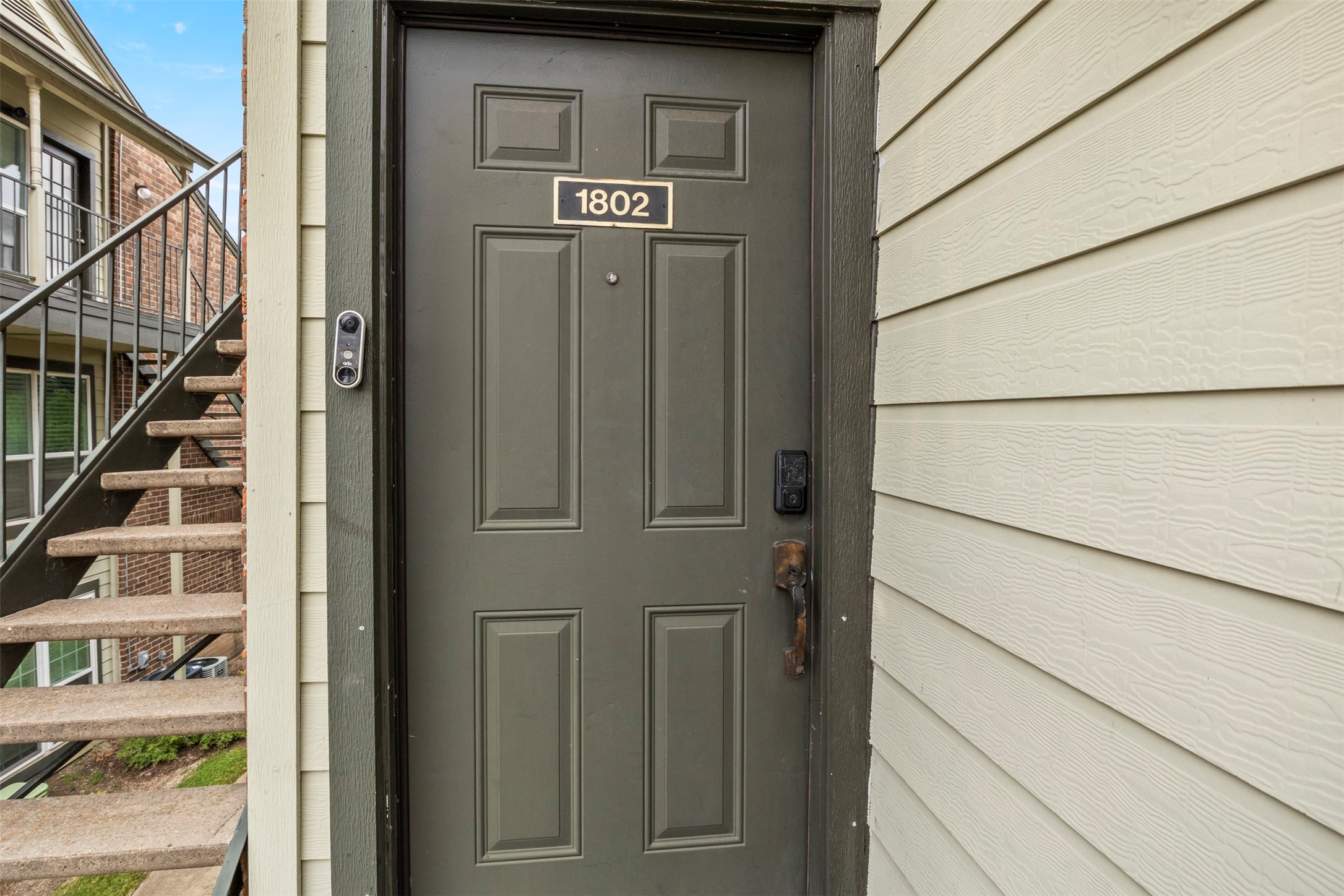5981 Arapaho Road 1802