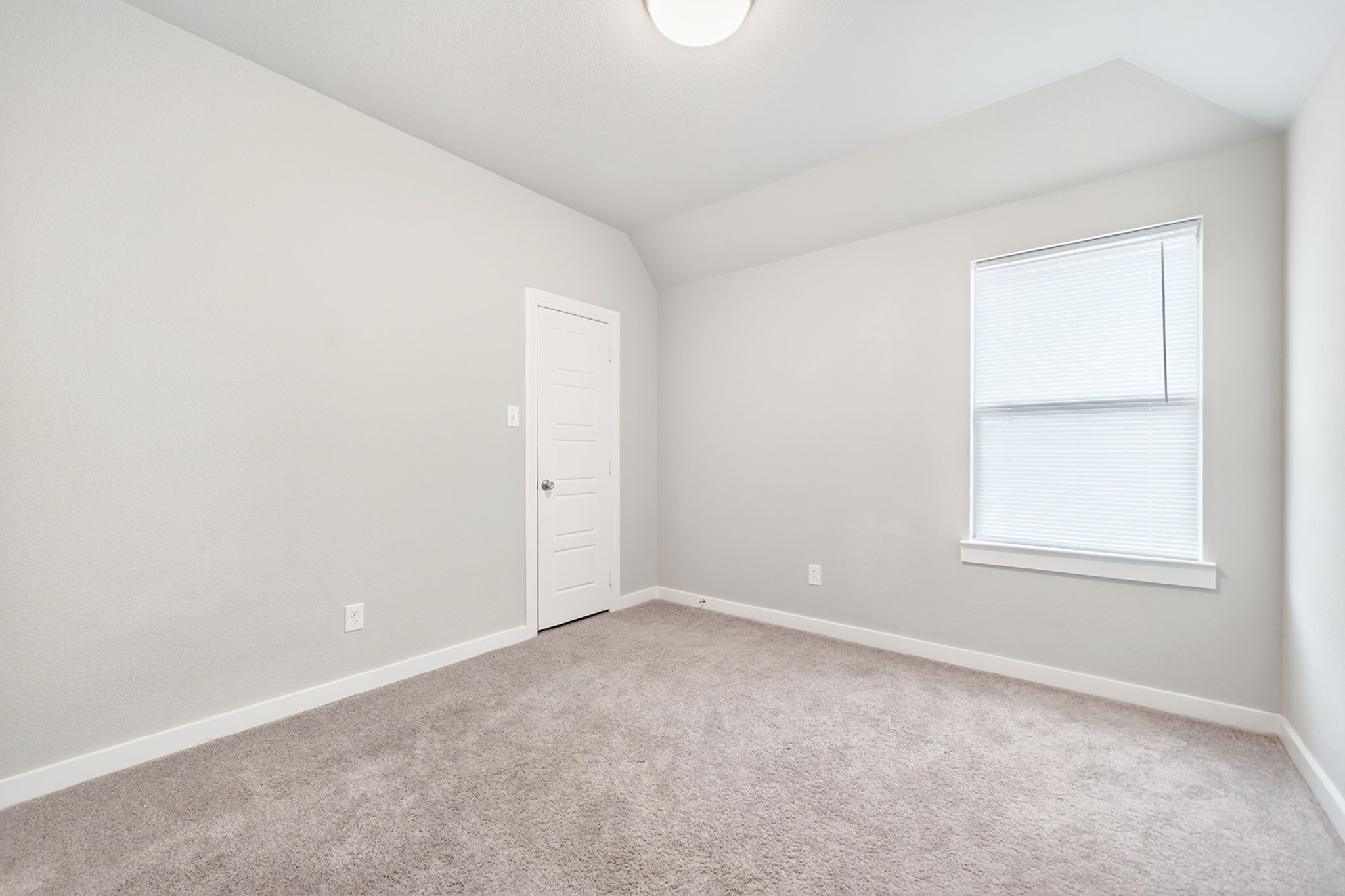 1810 Rhea Court