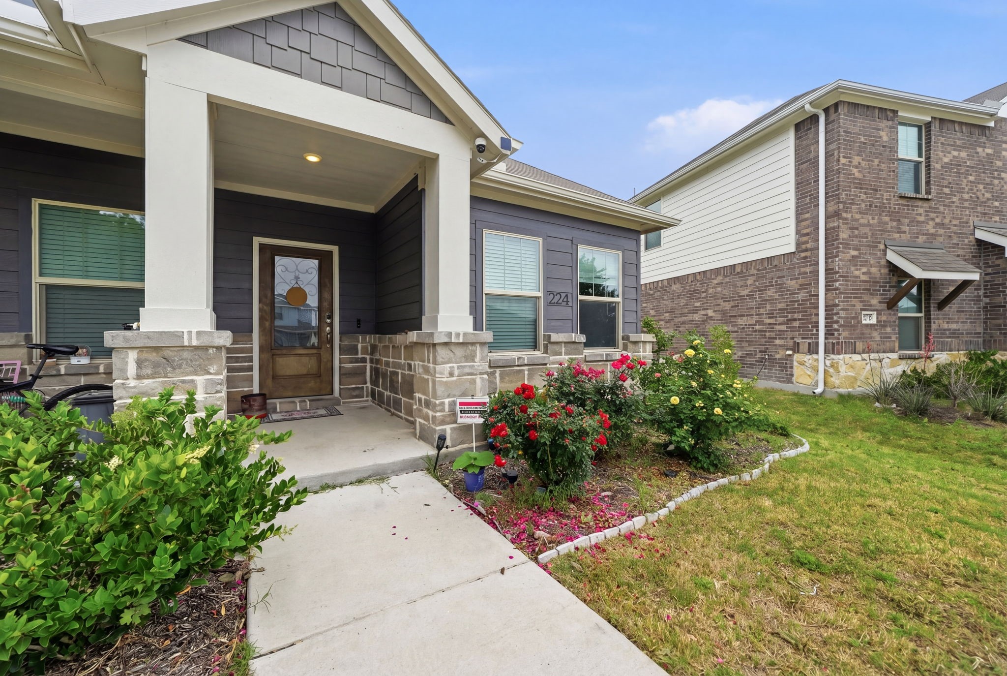 224 Monarch Way