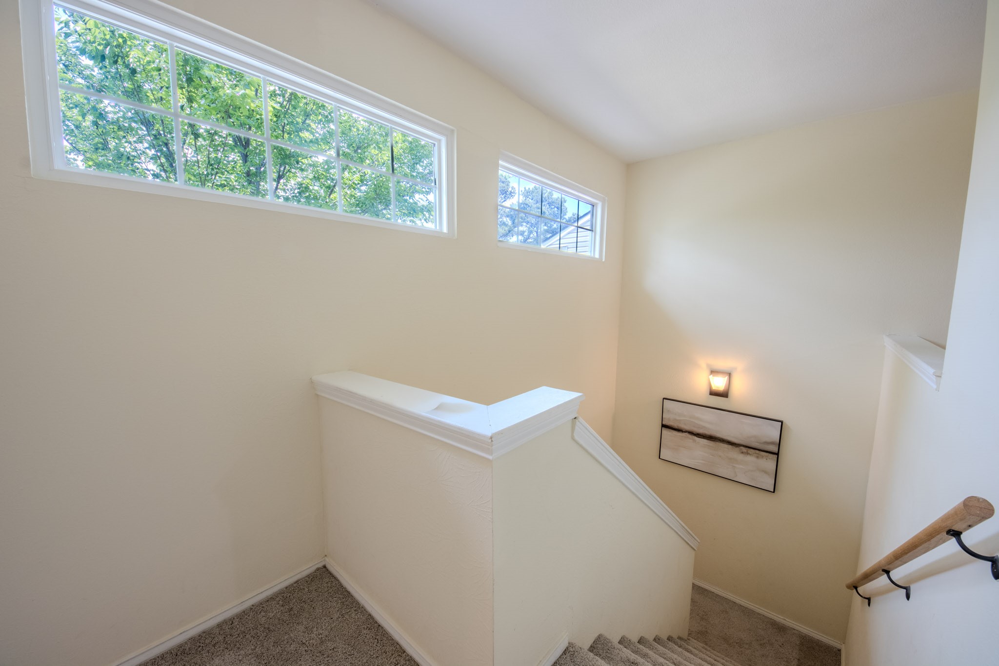 831 Creekside Drive