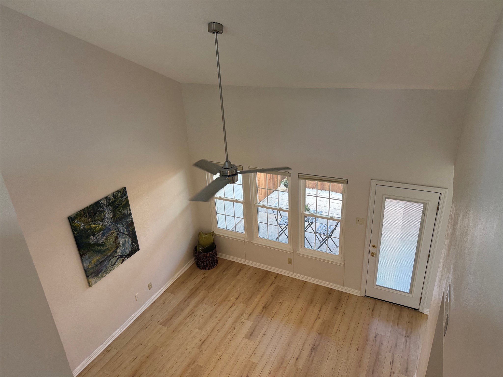 831 Creekside Drive