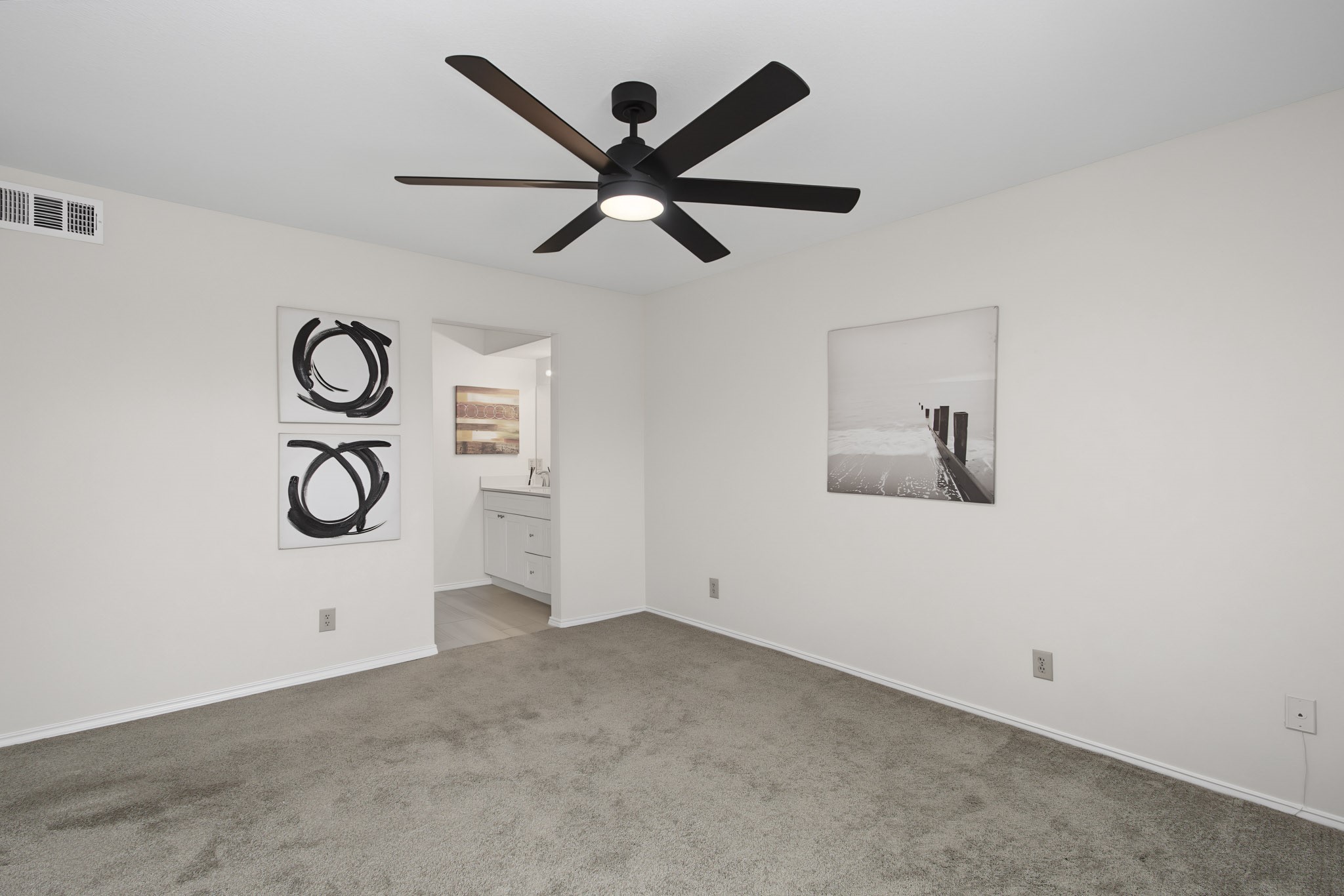 831 Creekside Drive