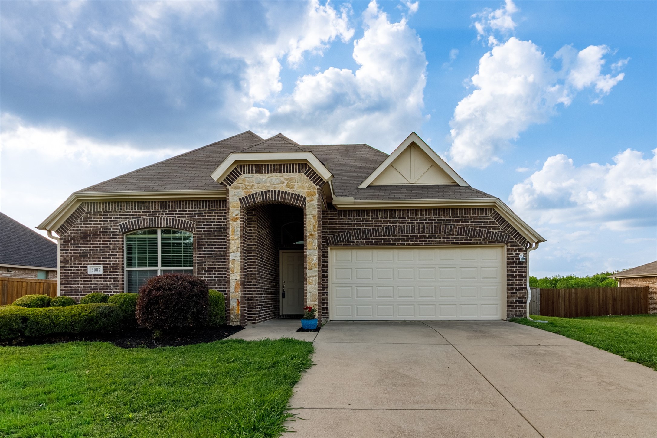 3007 Whitetail Circle