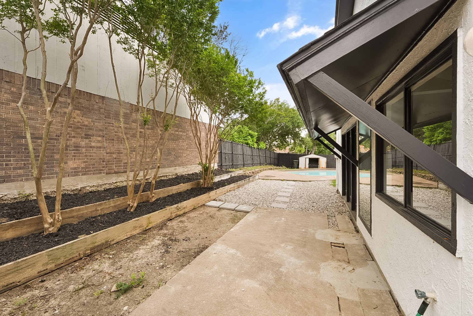 2723 Colonial Drive