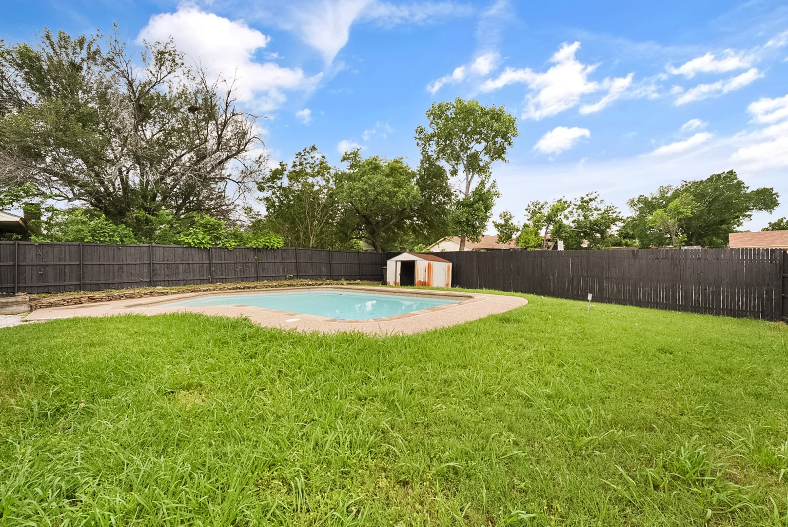 2723 Colonial Drive
