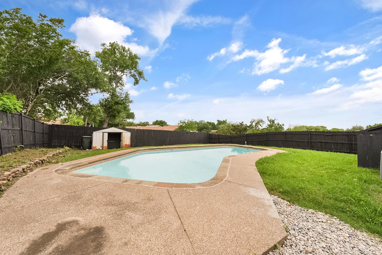 2723 Colonial Drive