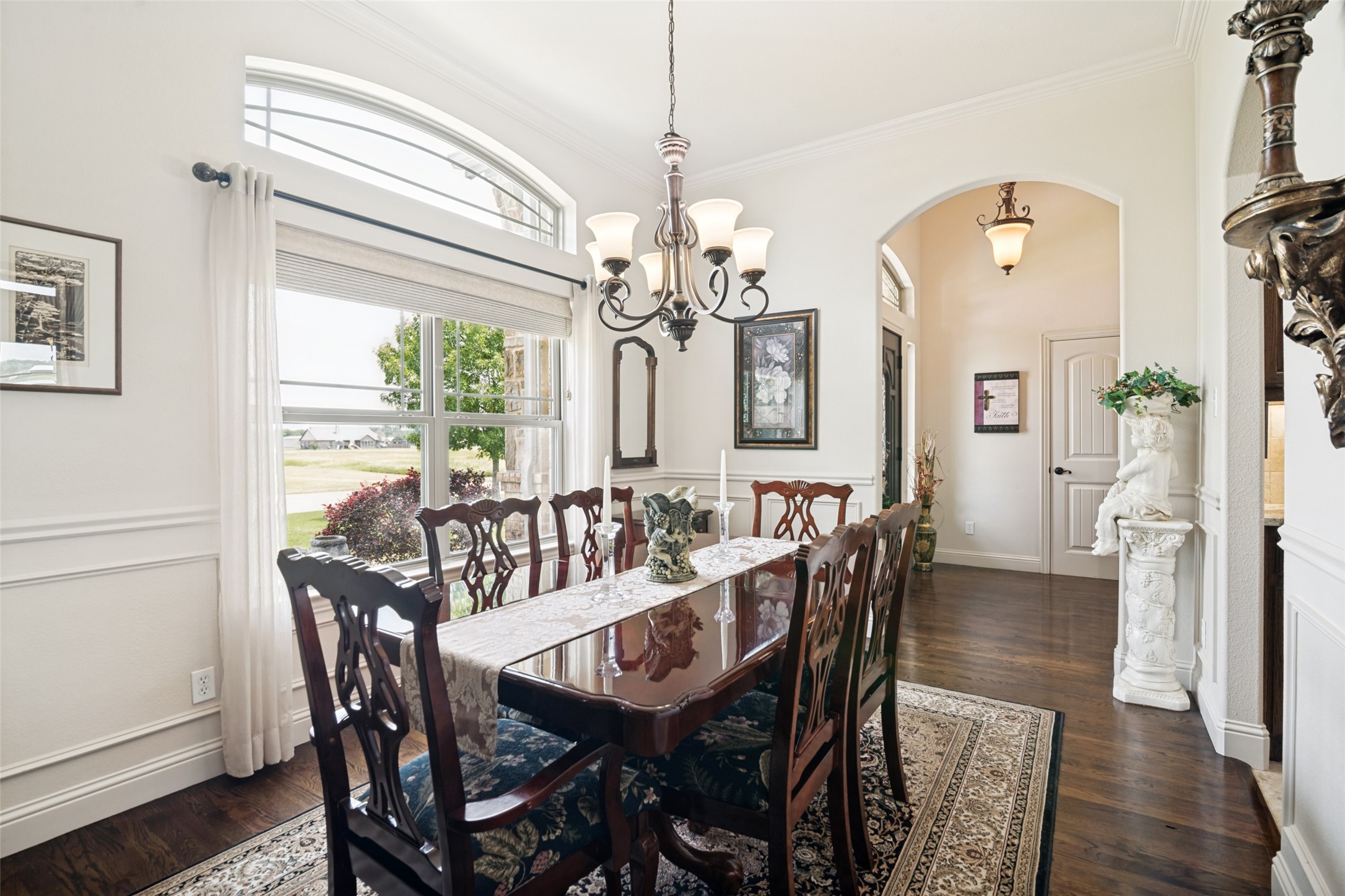 2635 Laurel Oaks