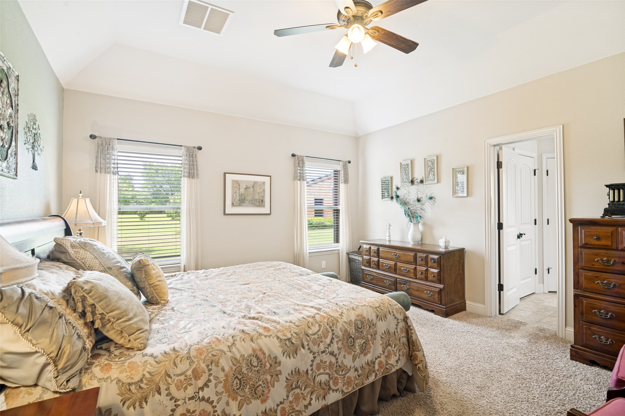 2635 Laurel Oaks