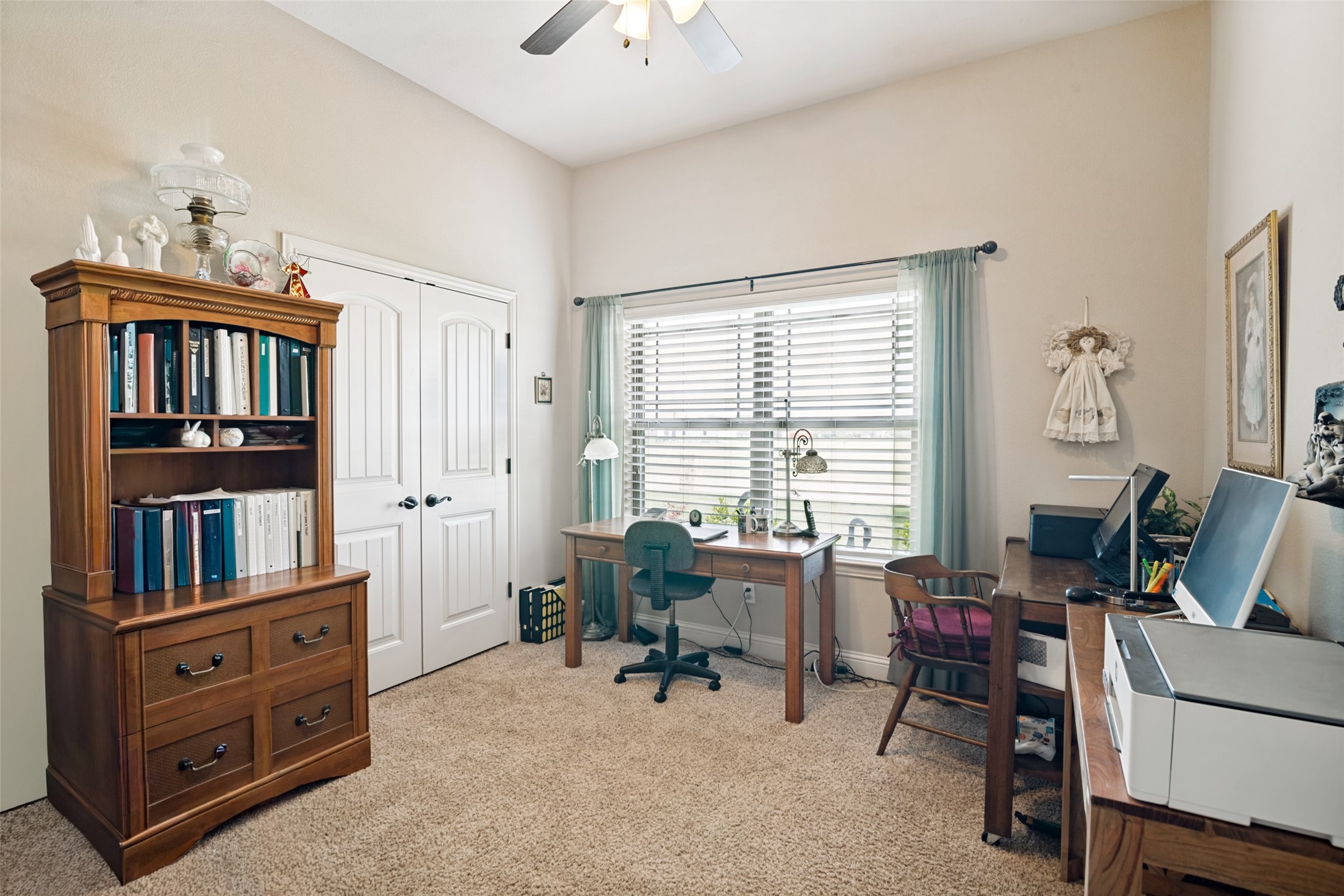 2635 Laurel Oaks
