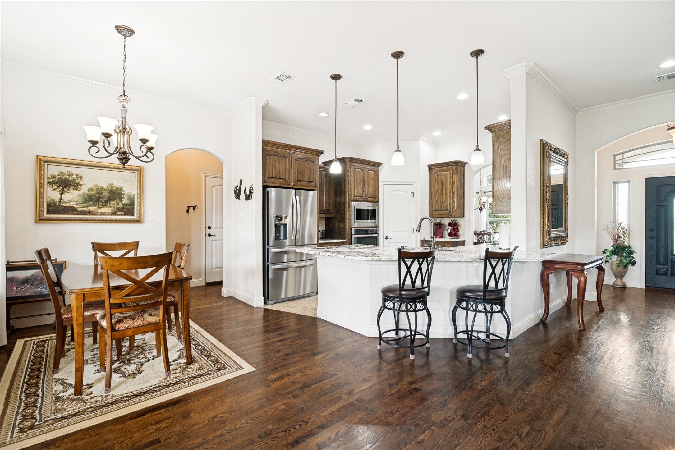 2635 Laurel Oaks