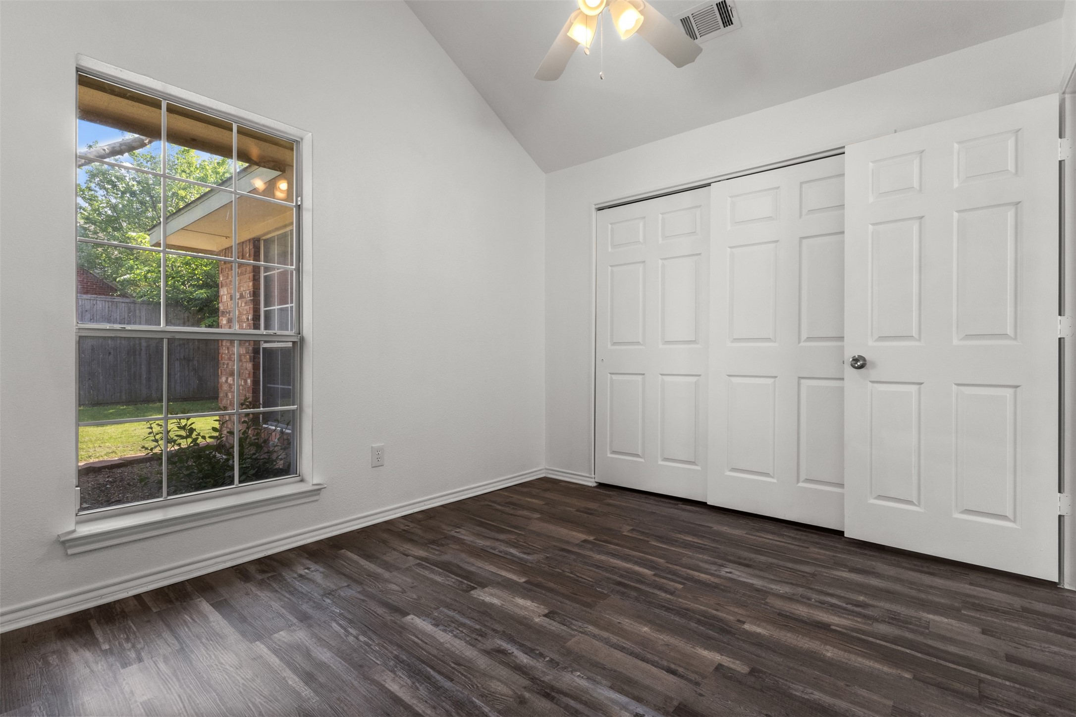 1137 Garden Trail