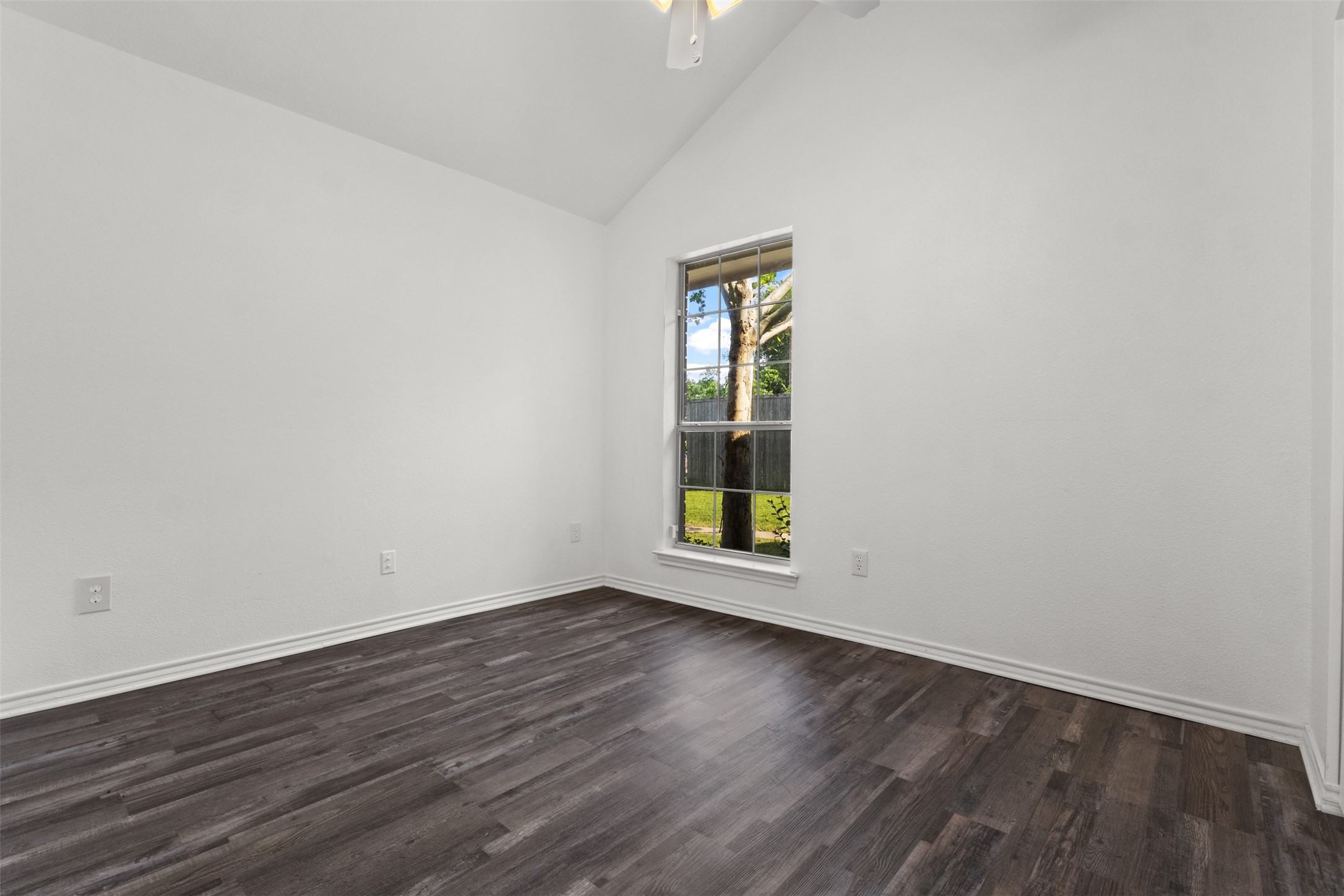 1137 Garden Trail
