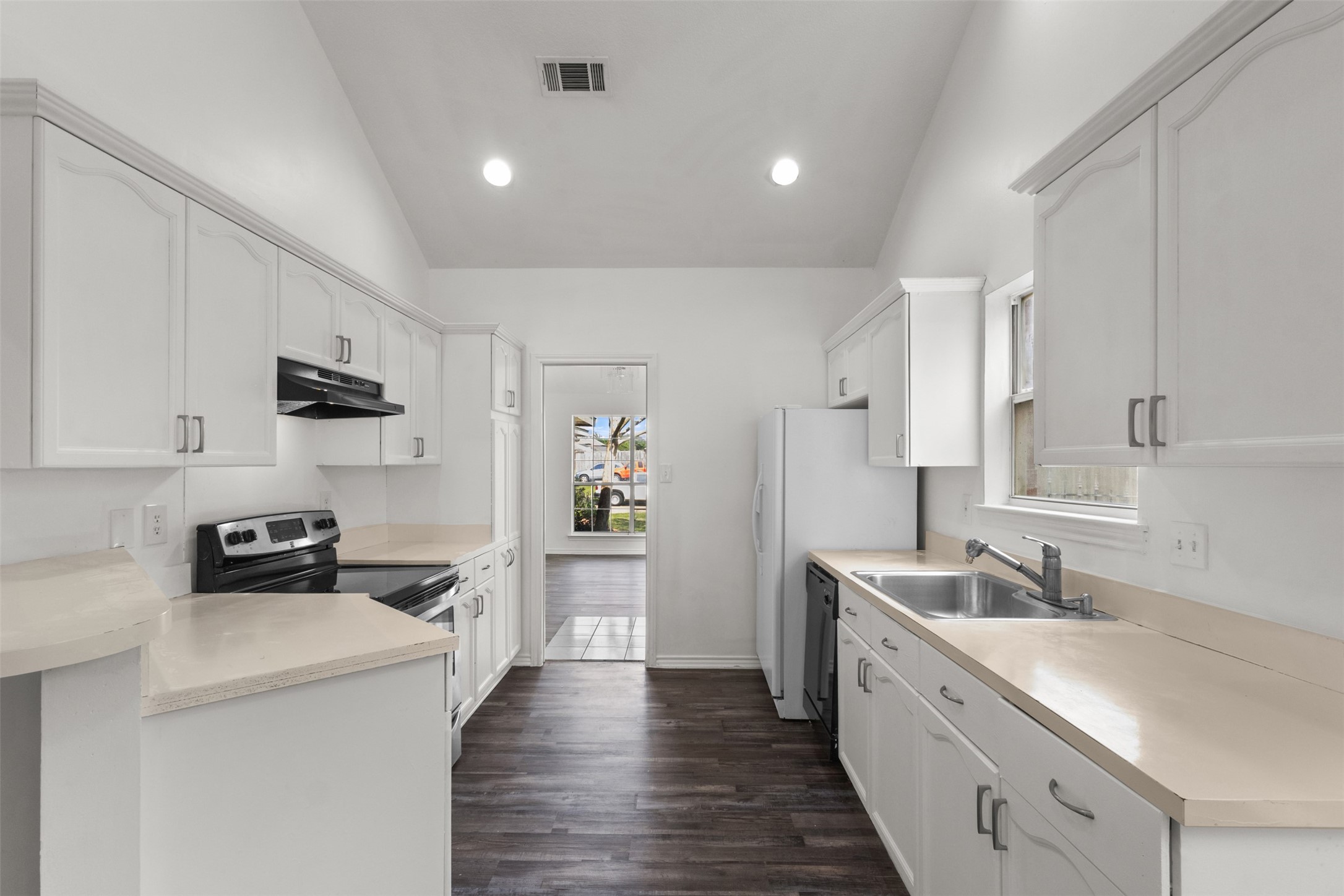 1137 Garden Trail