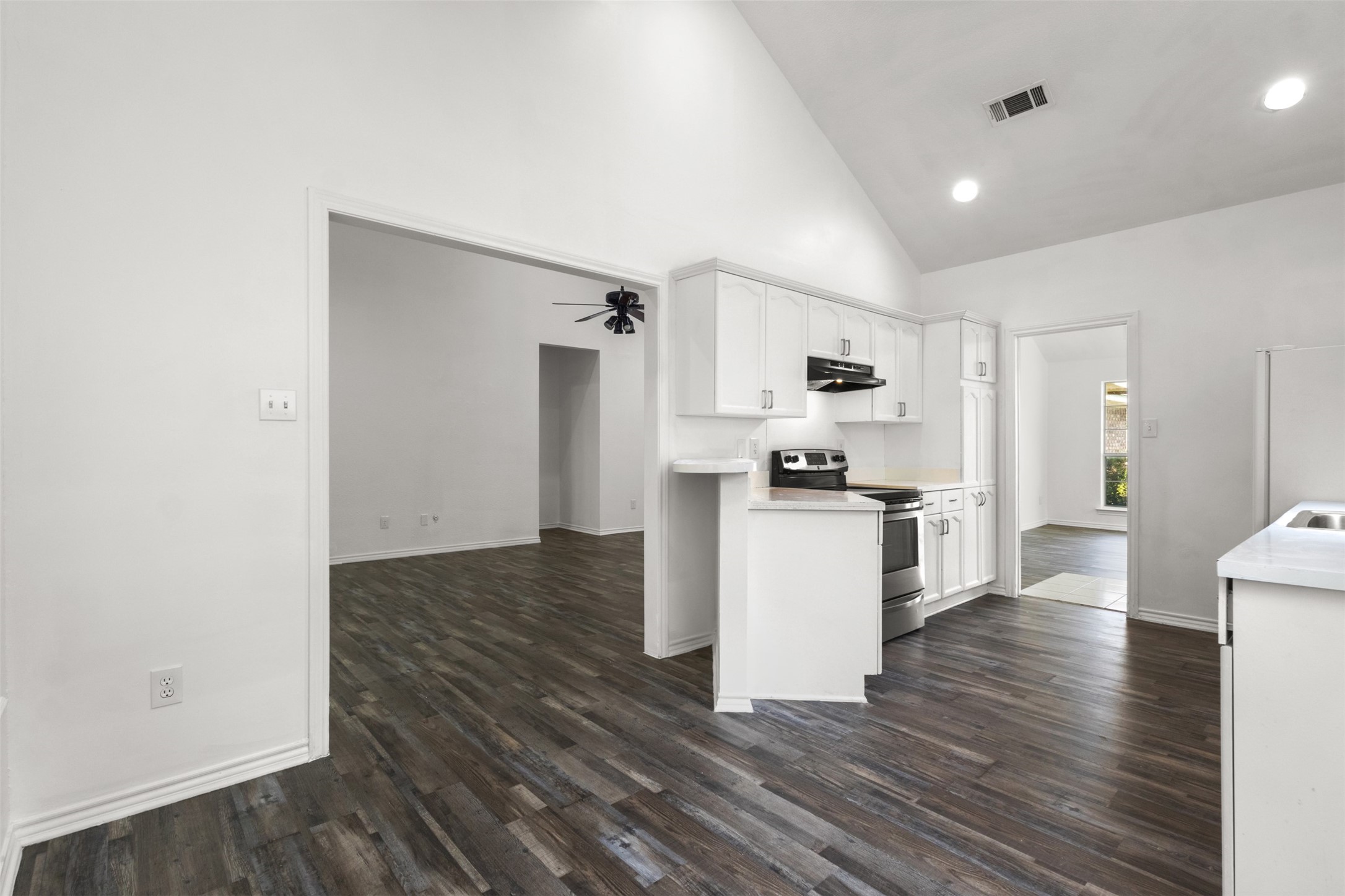 1137 Garden Trail