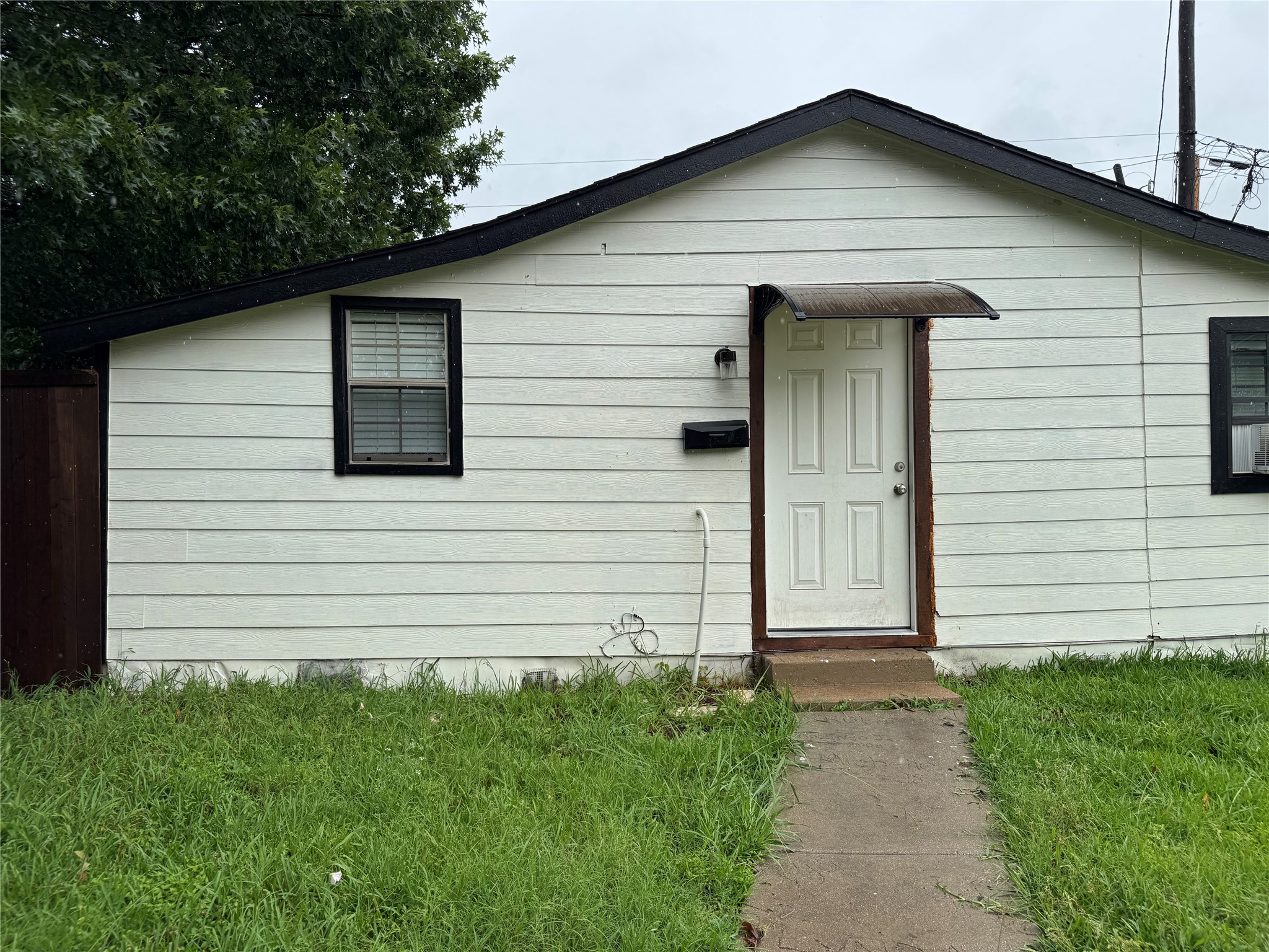 412 Willowbrook Drive