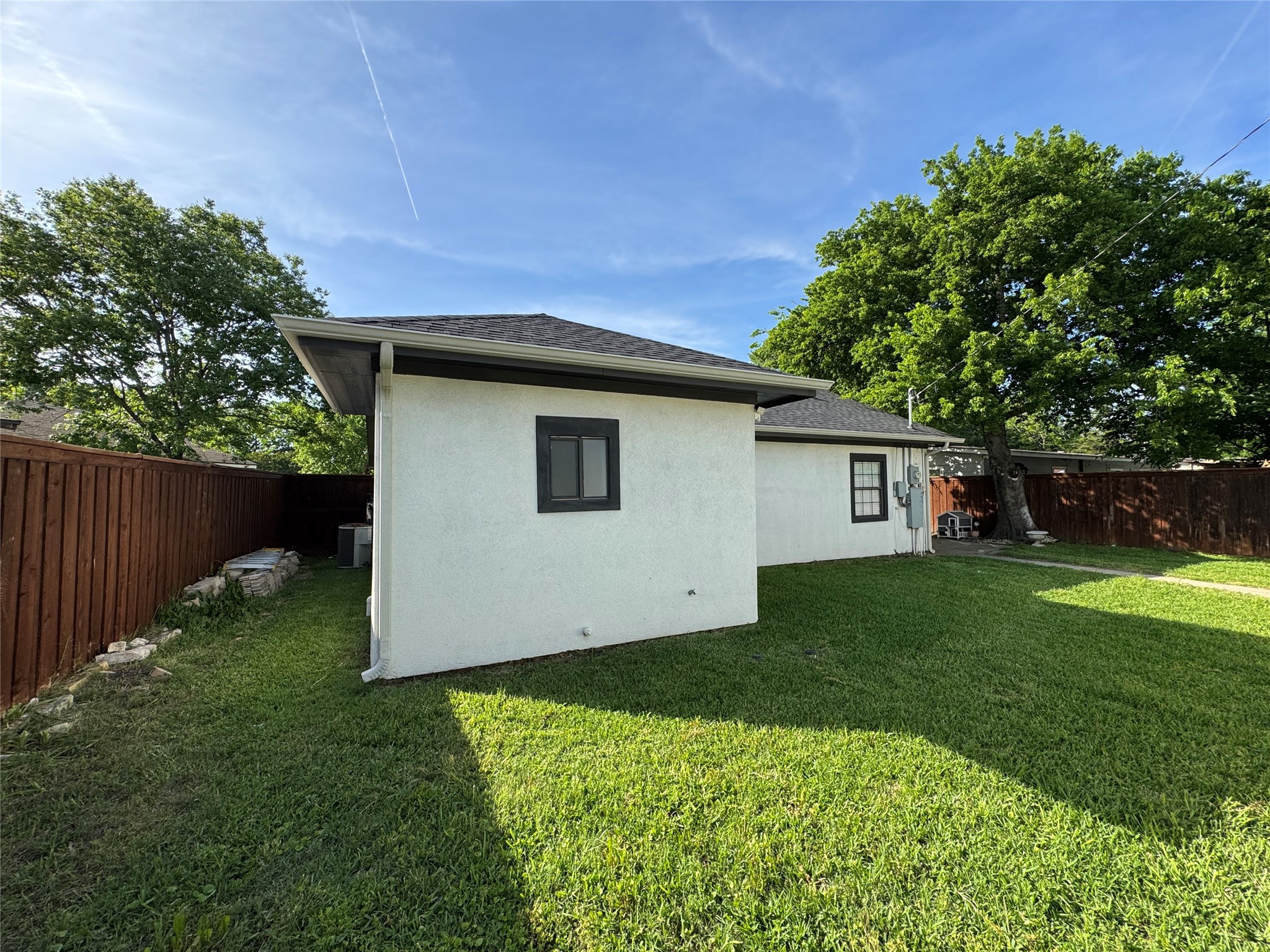412 Willowbrook Drive