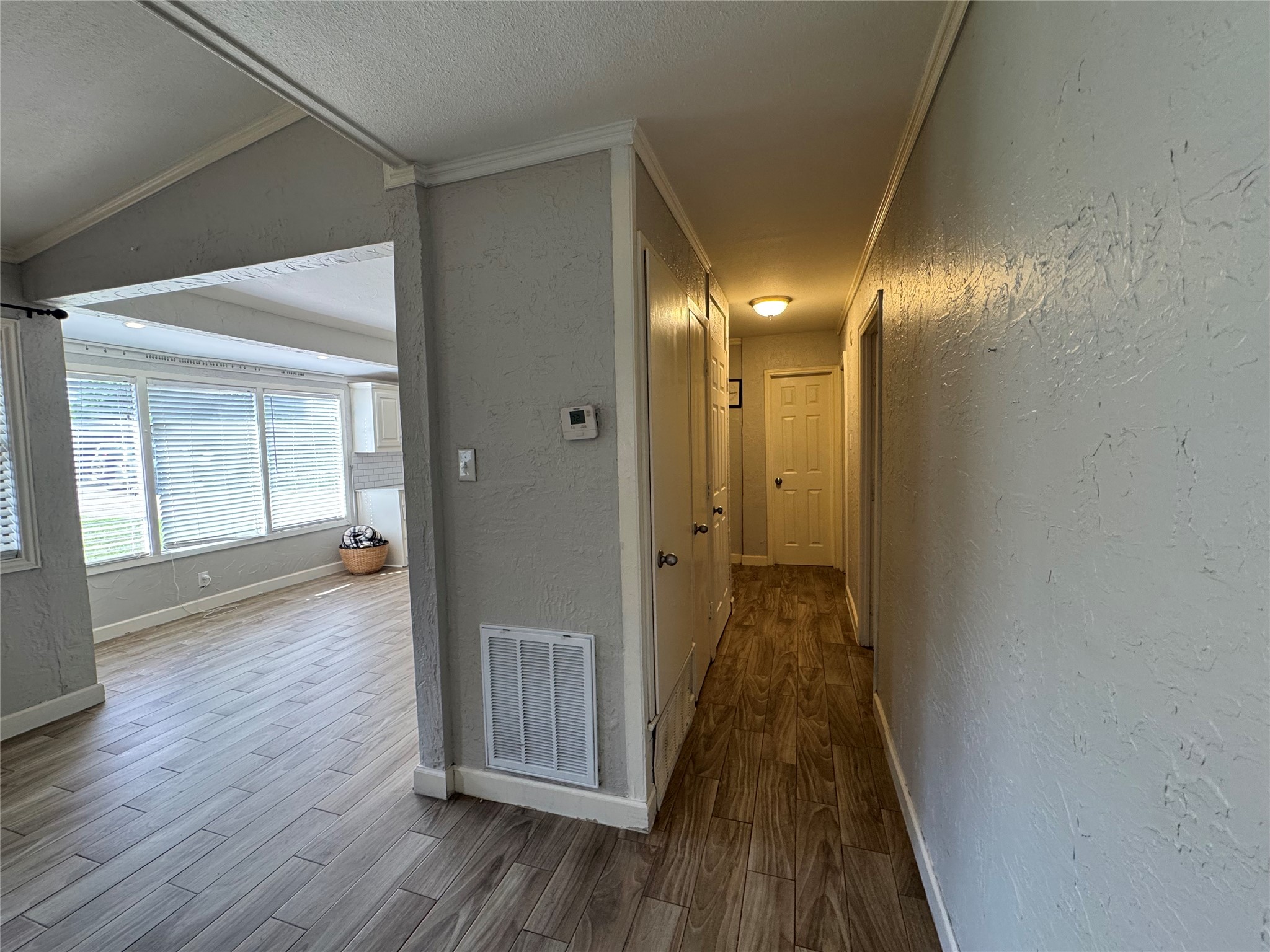 412 Willowbrook Drive