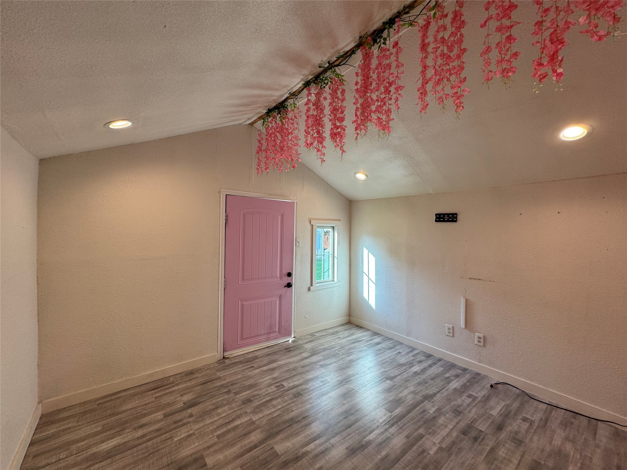 412 Willowbrook Drive