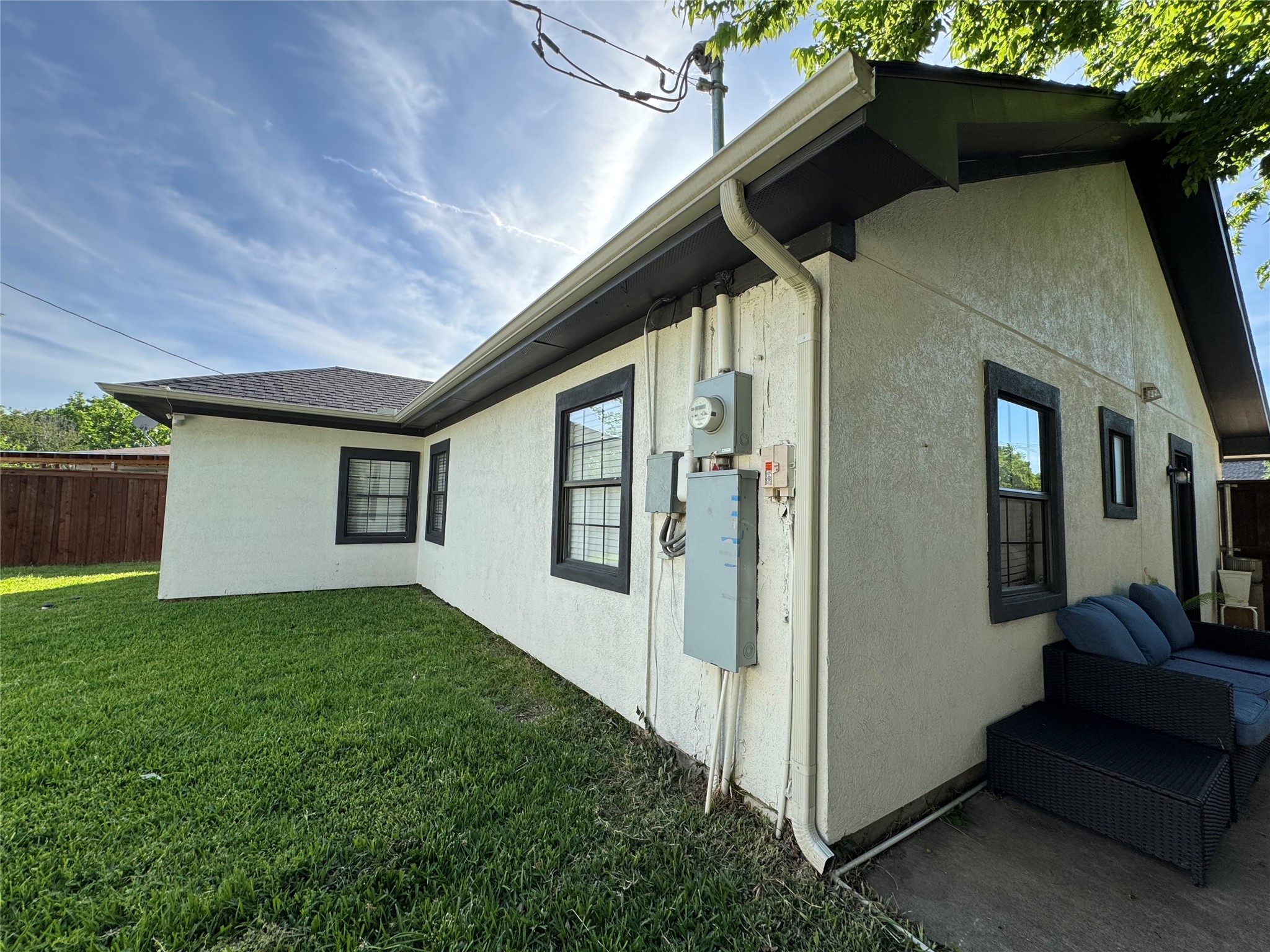412 Willowbrook Drive