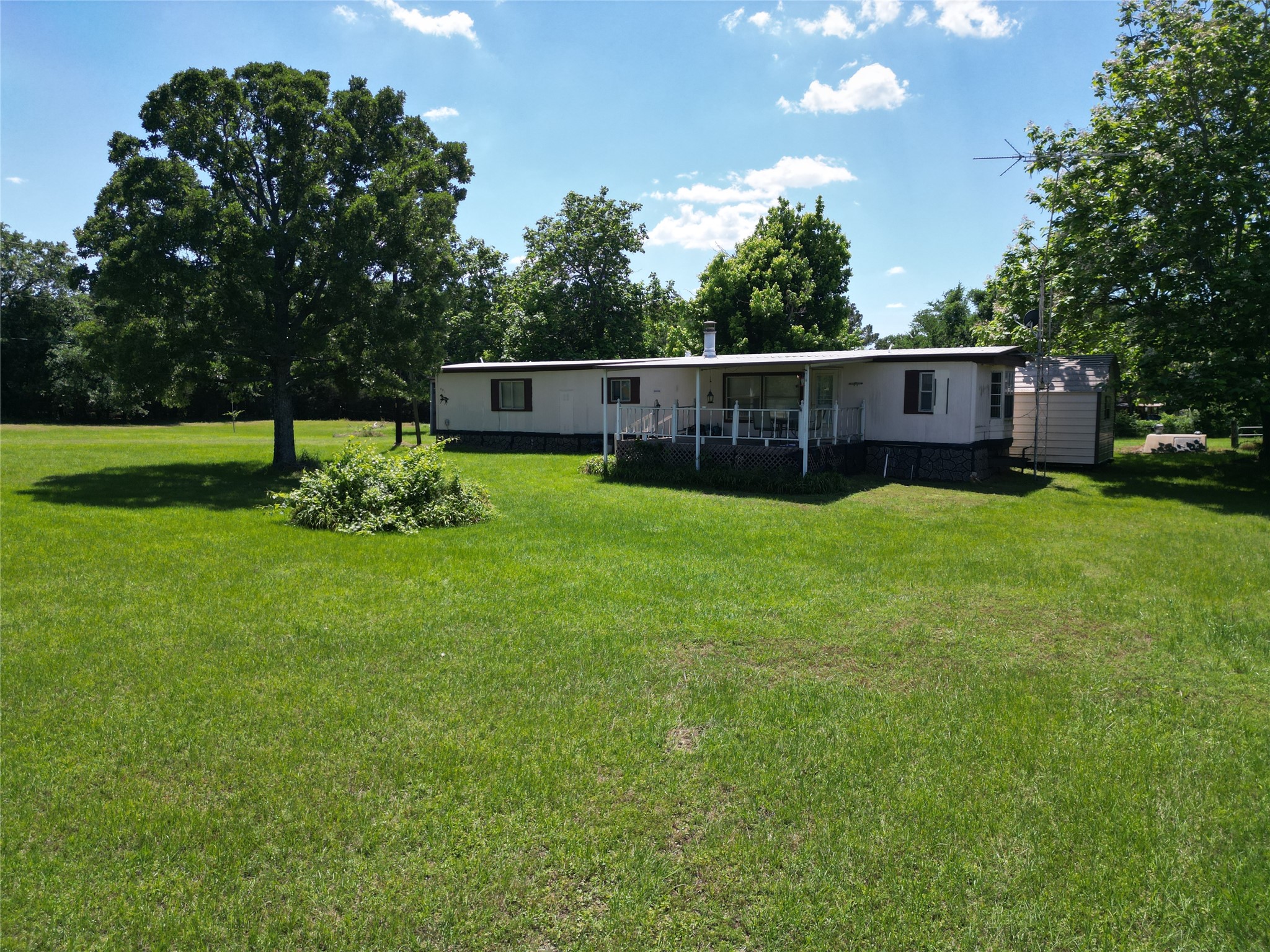 401 Private Road 7837