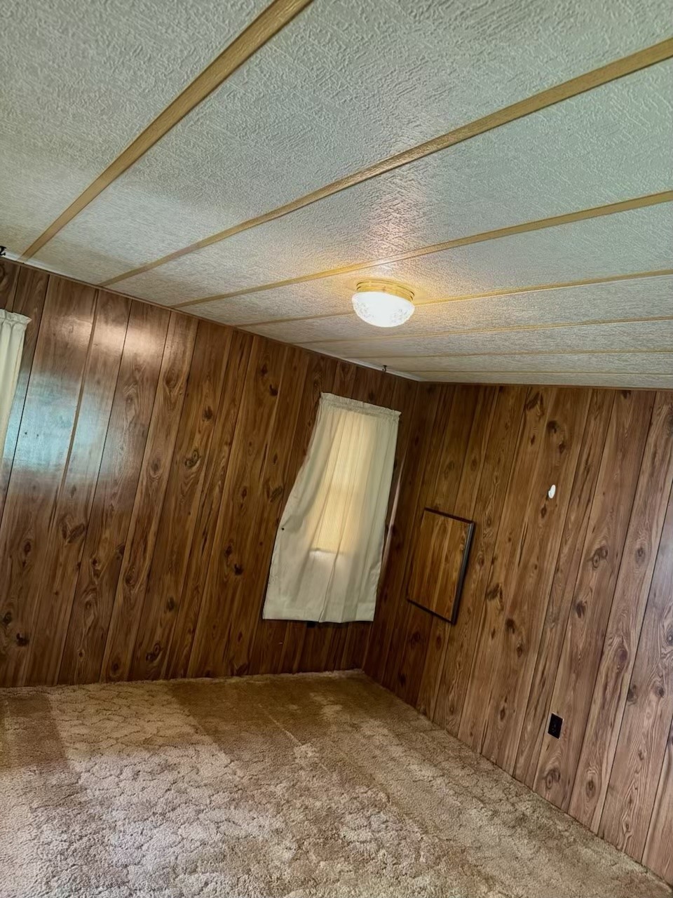 401 Private Road 7837
