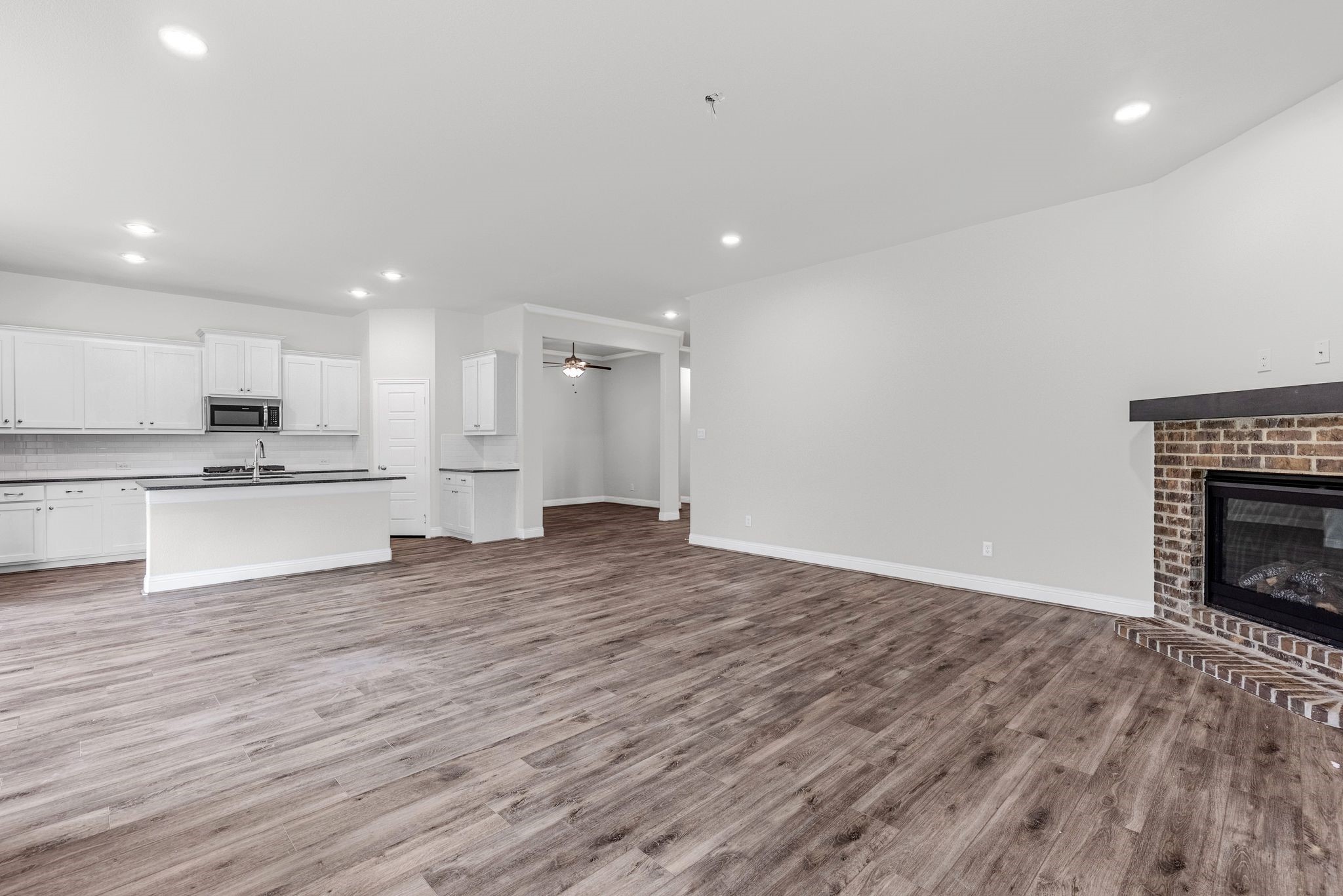 4919 Elizabeth Way