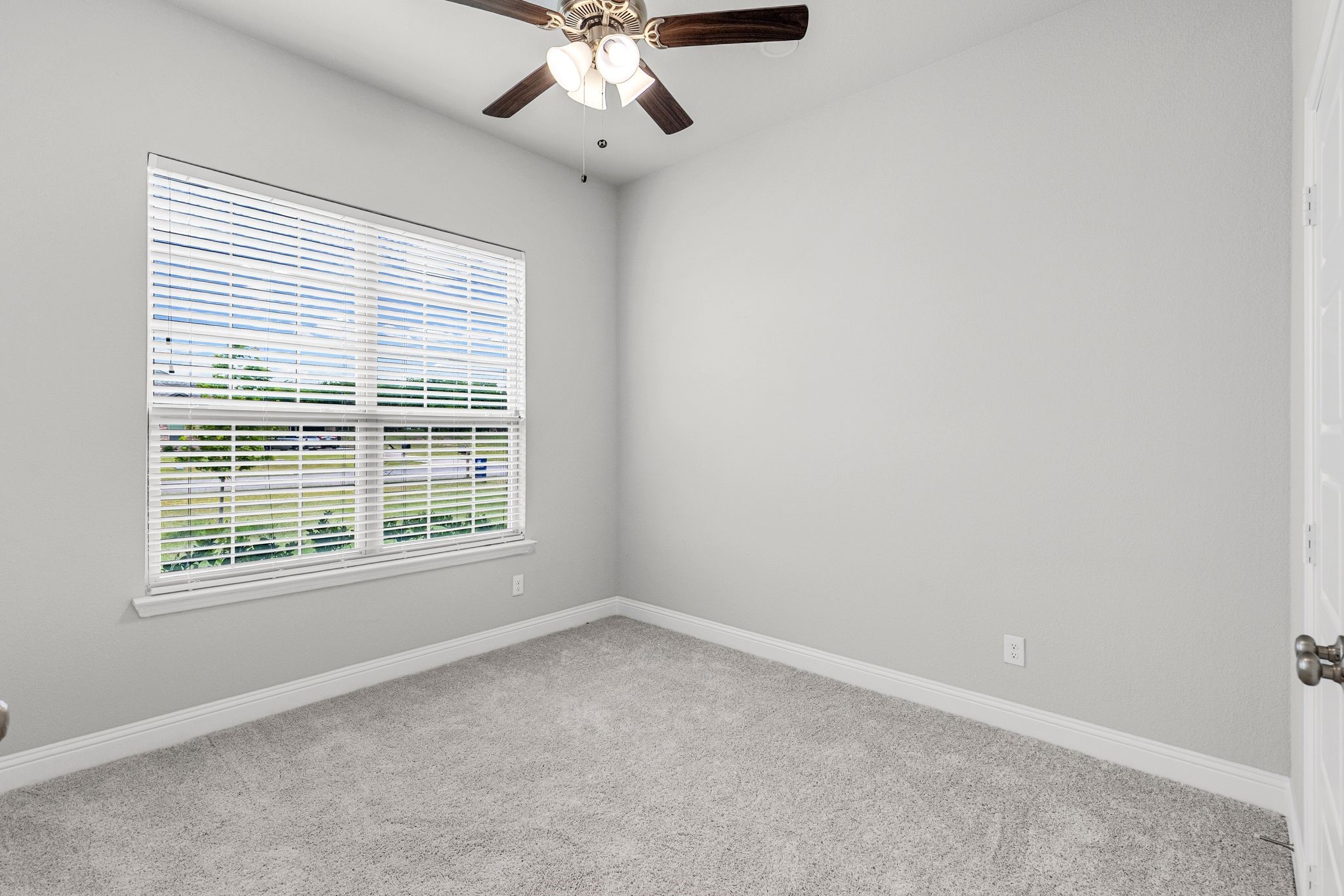 4919 Elizabeth Way