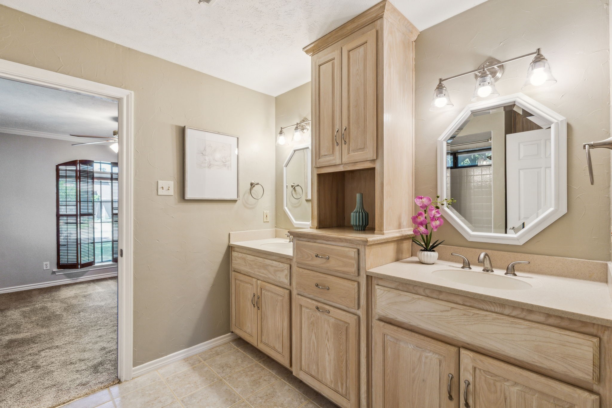 4406 Cobblers Lane