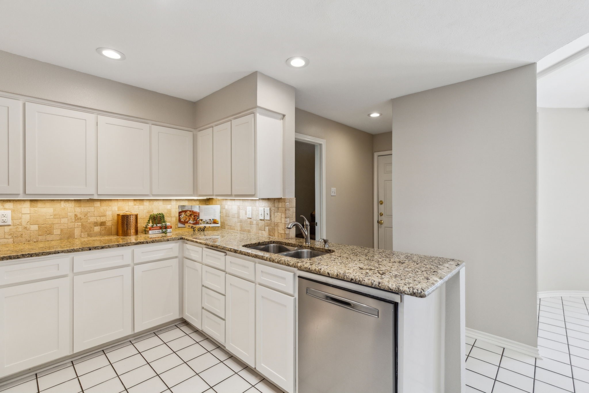 4406 Cobblers Lane