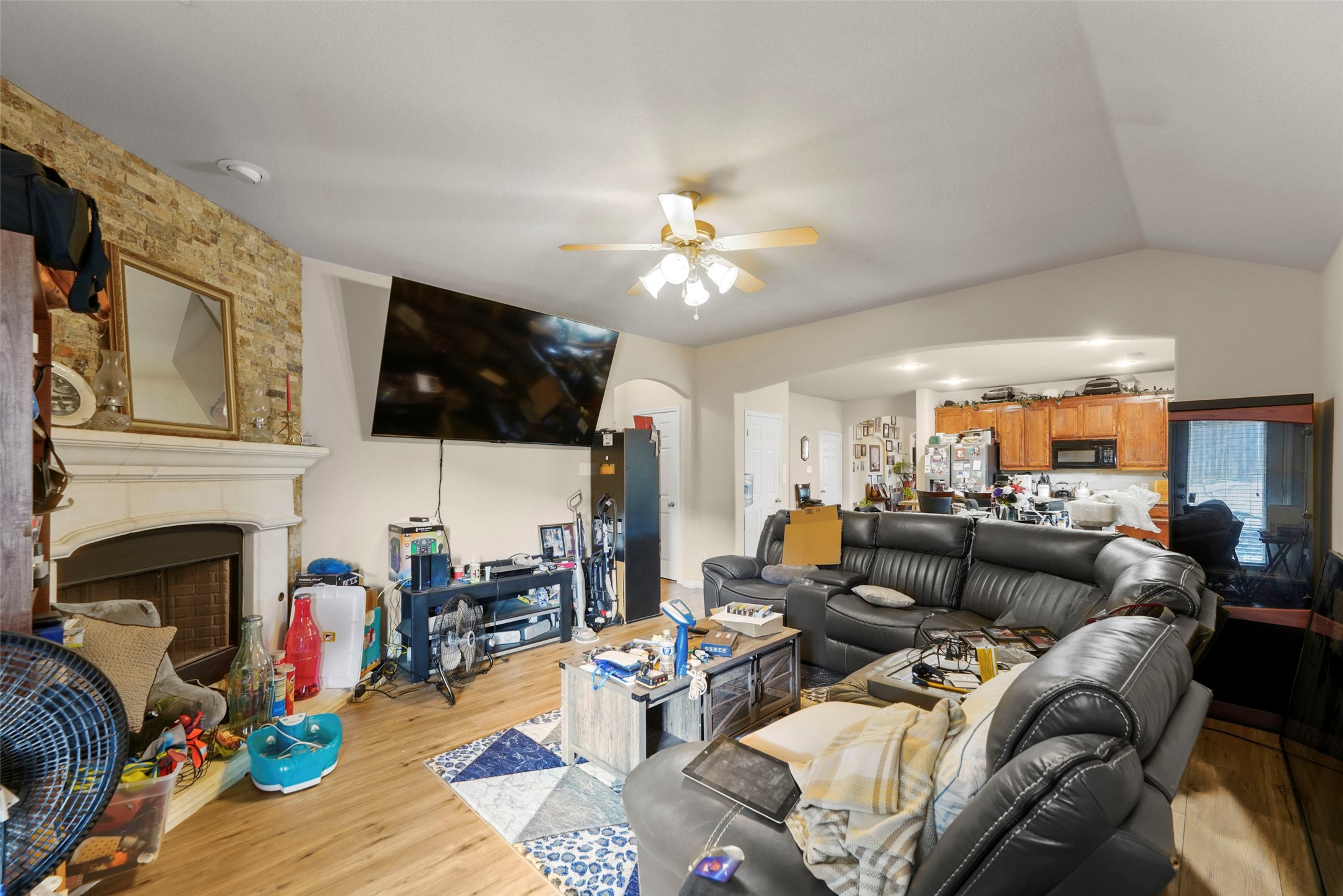 945 Abigale Lane