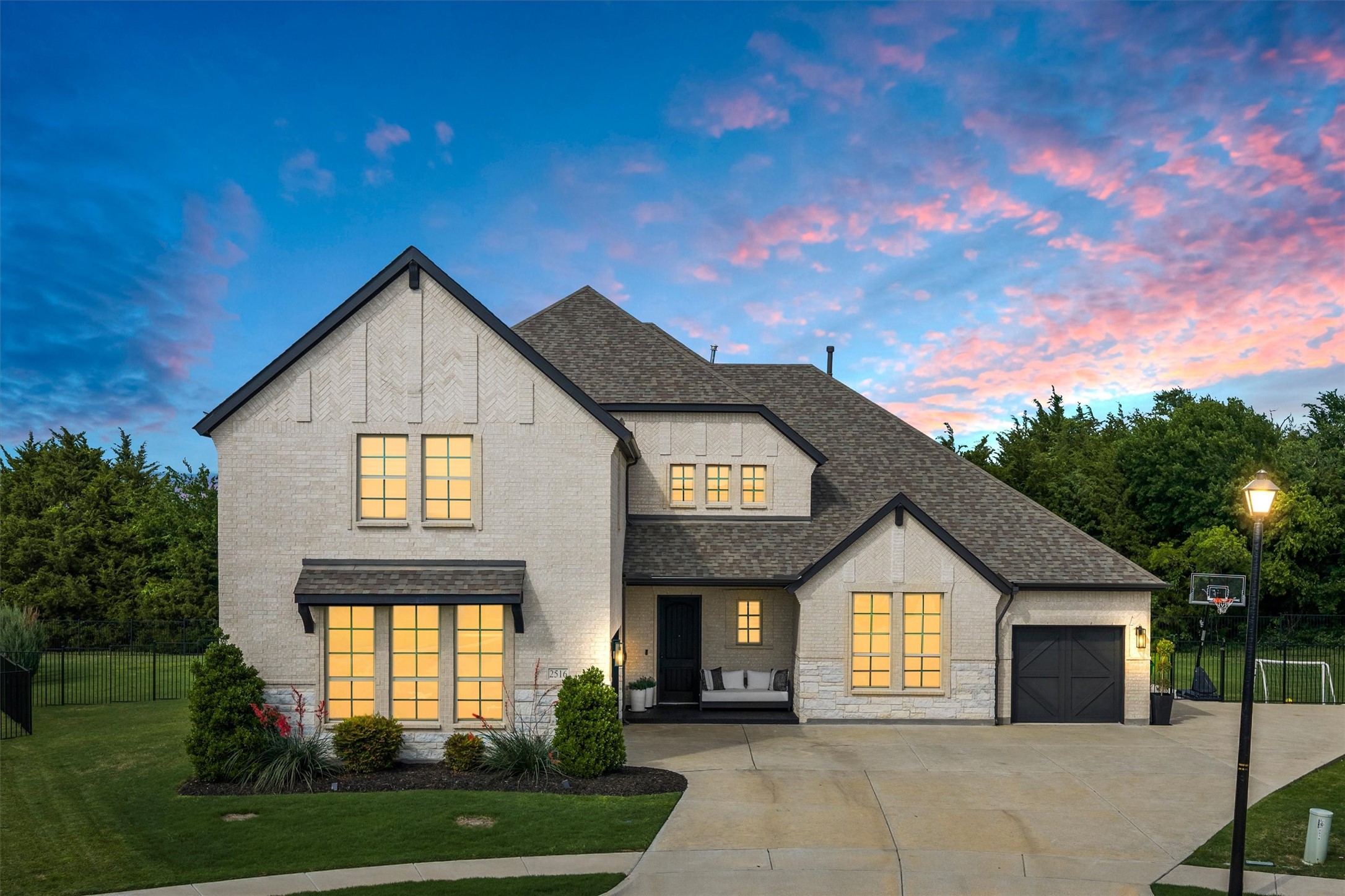 2516 Pampas Court