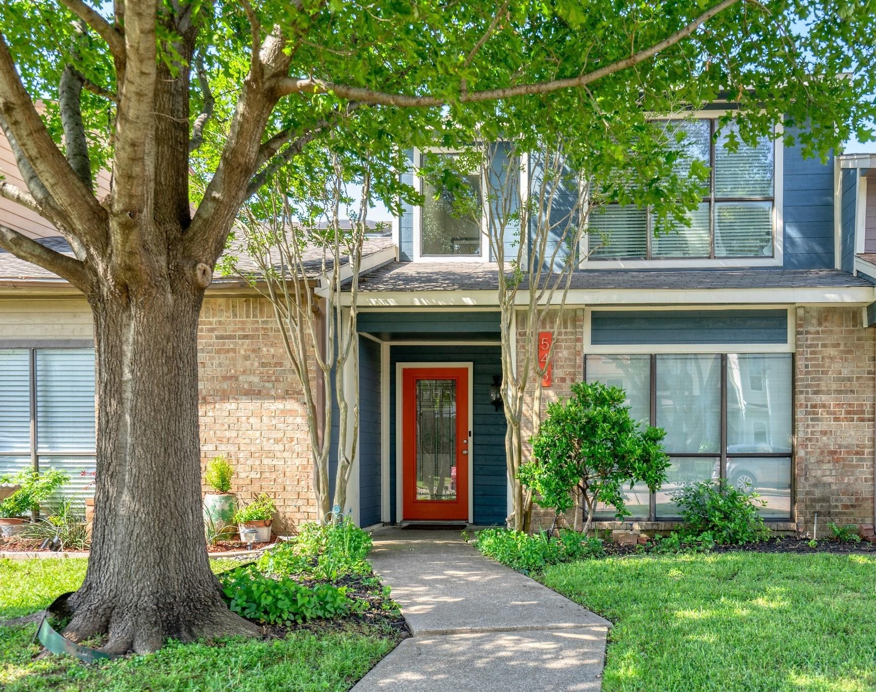 543 Josephine Street