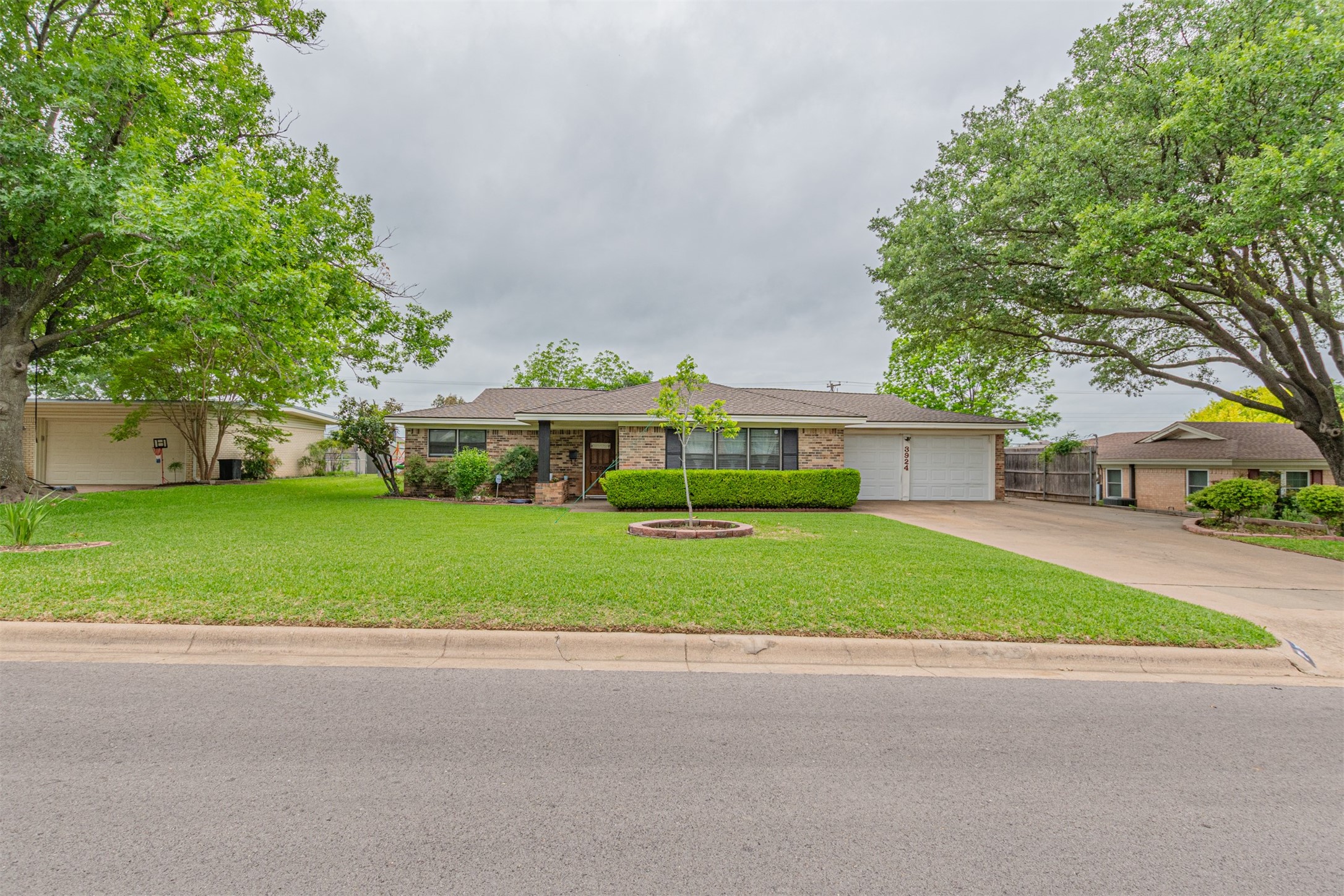 3924 Westerly Road