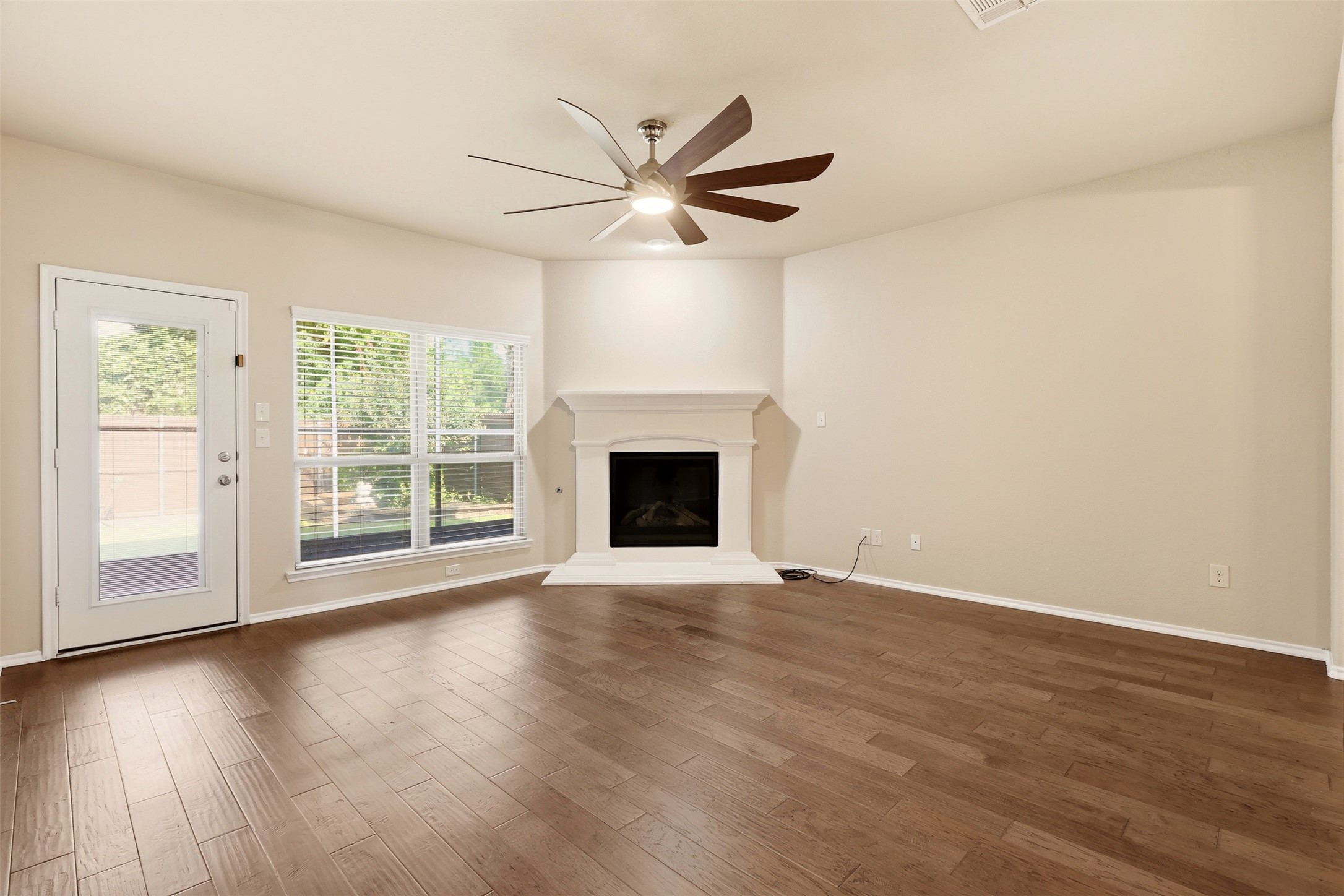 816 Gray Fox Drive