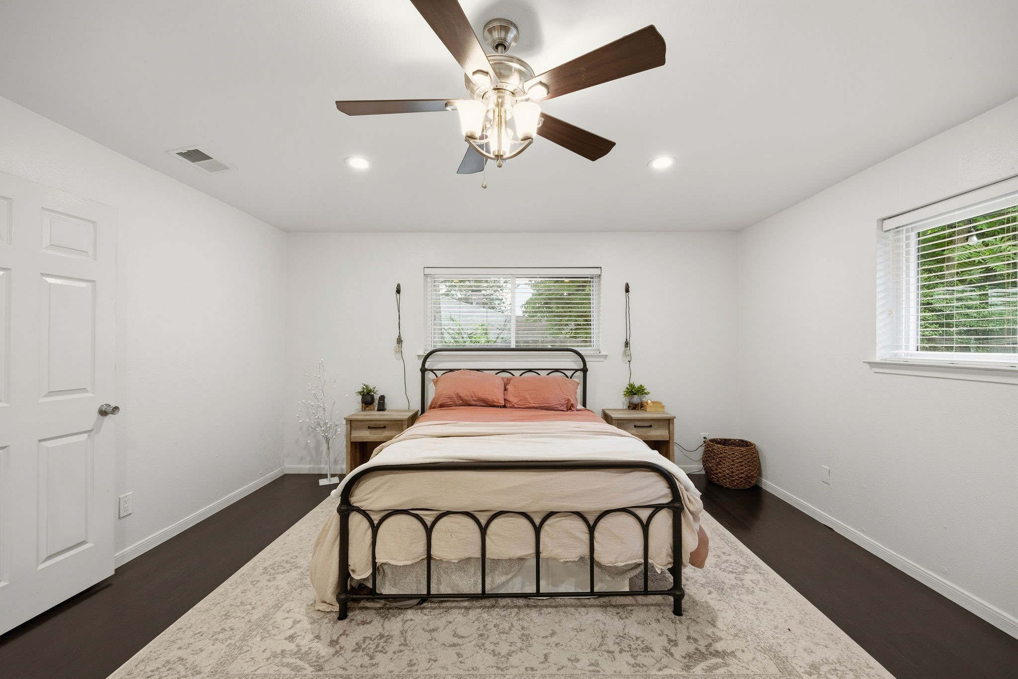 3732 Kiest Knoll Drive
