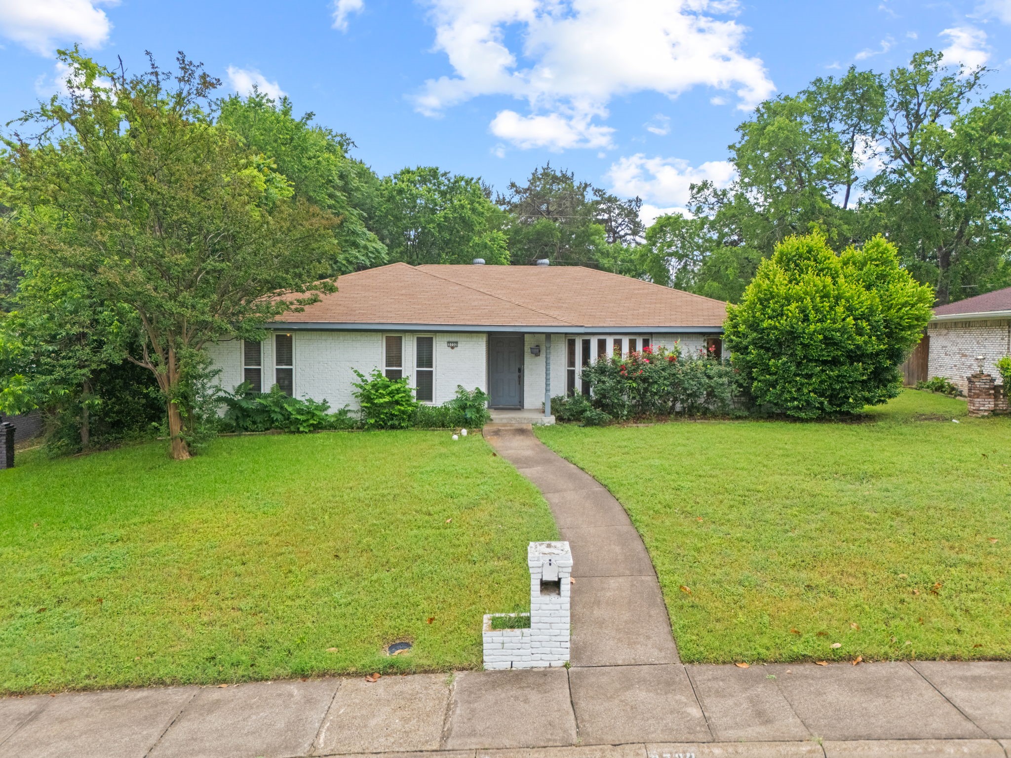 3732 Kiest Knoll Drive