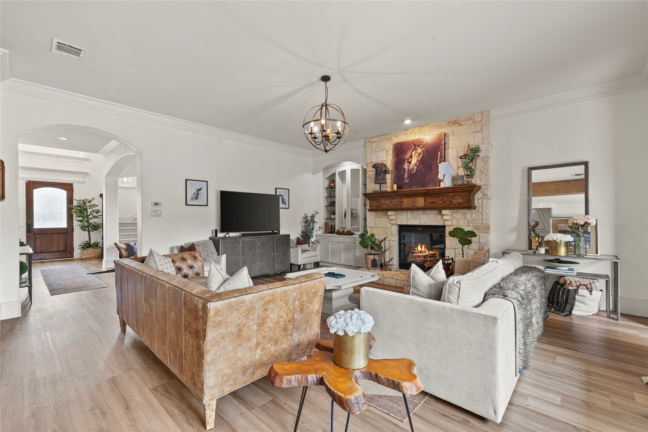 399 Wyndemere Boulevard