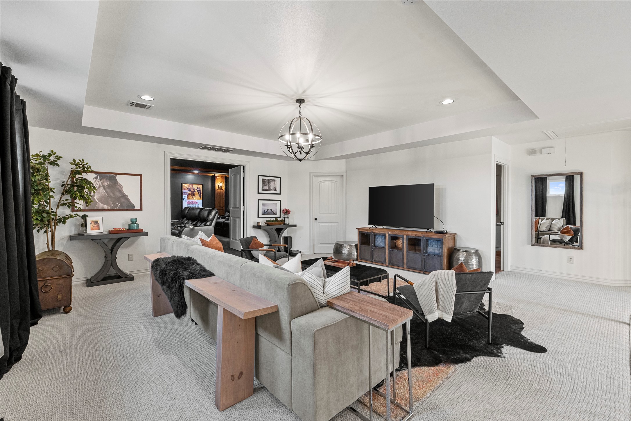 399 Wyndemere Boulevard