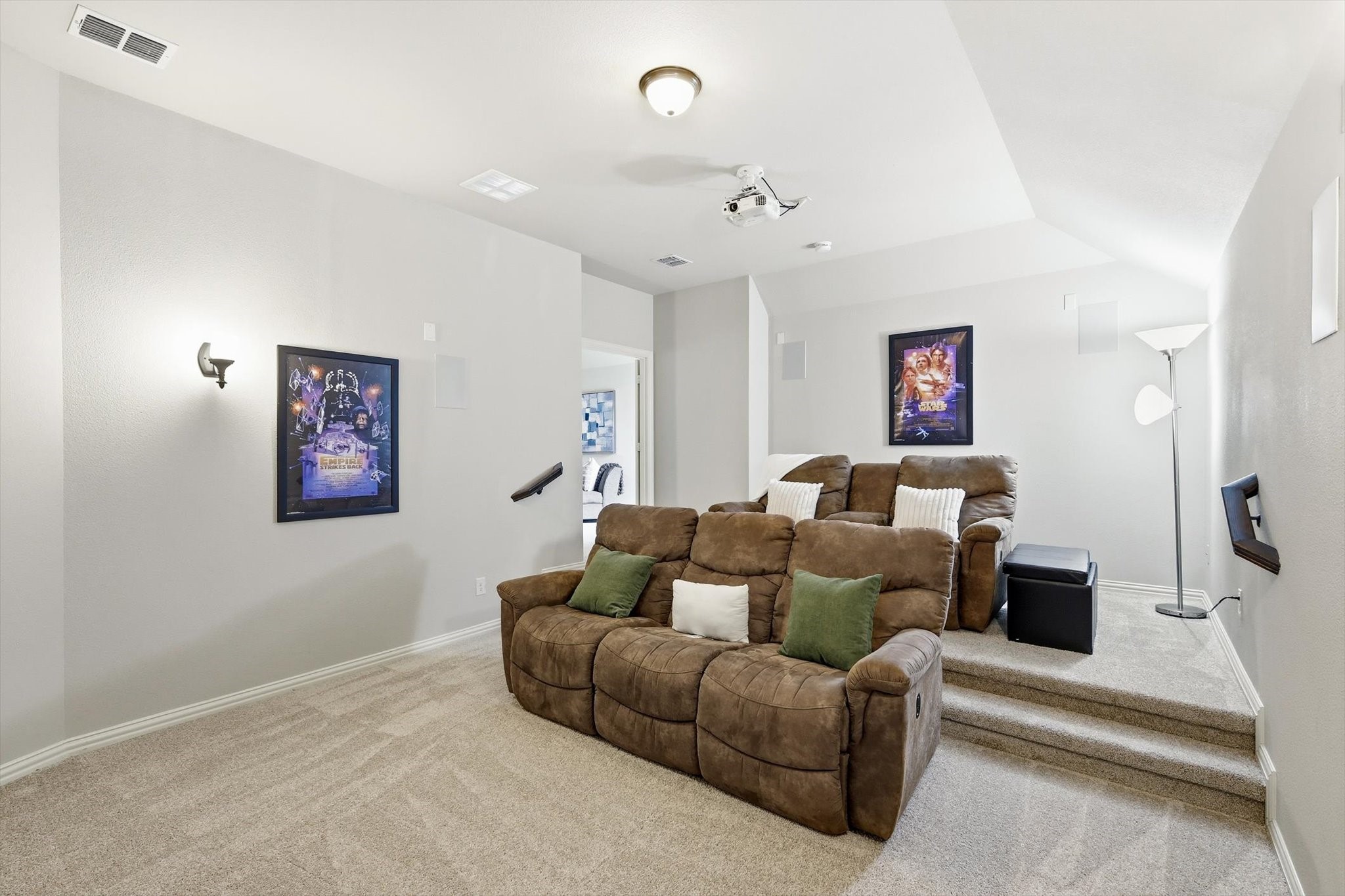 576 Featherstone Drive