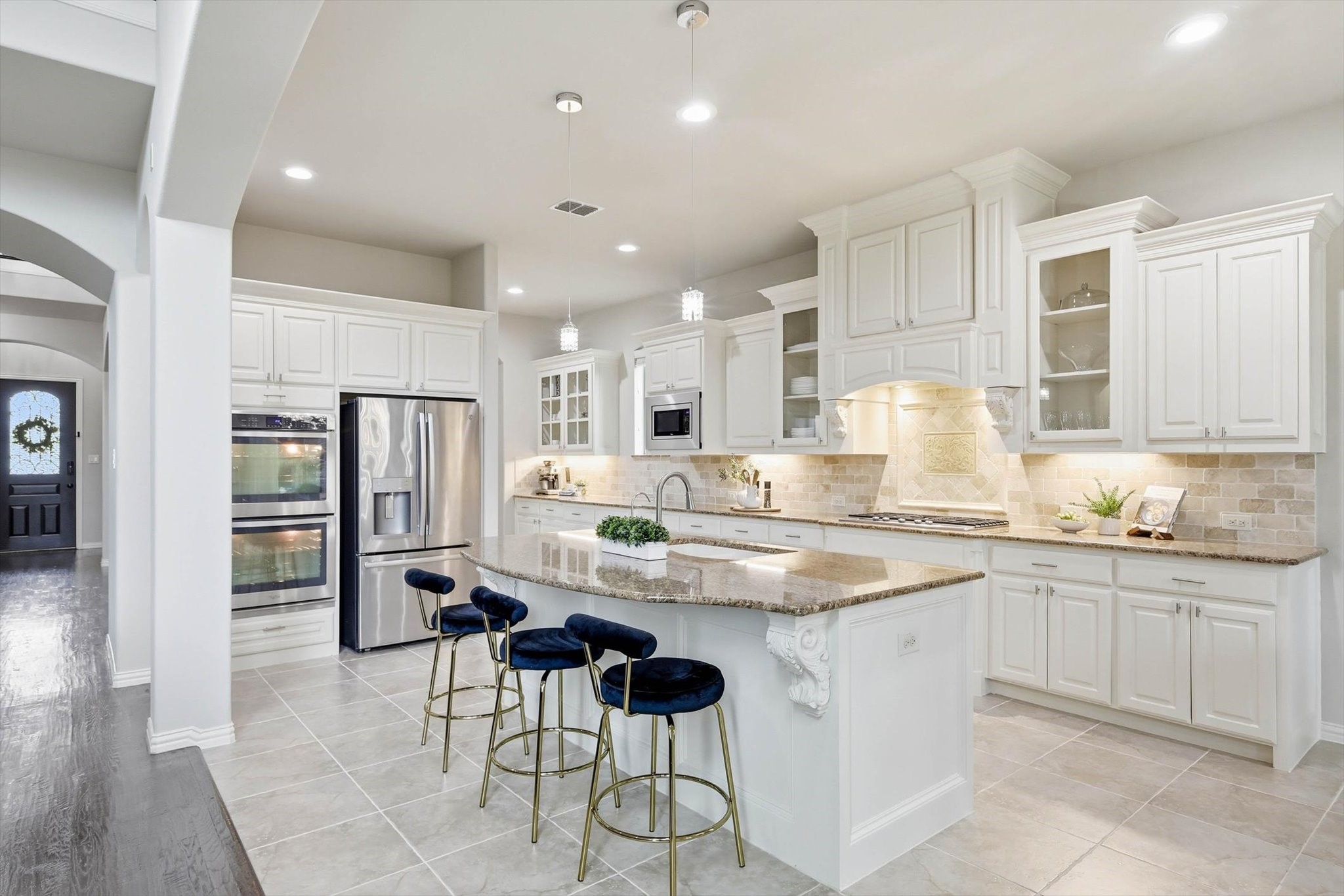 576 Featherstone Drive