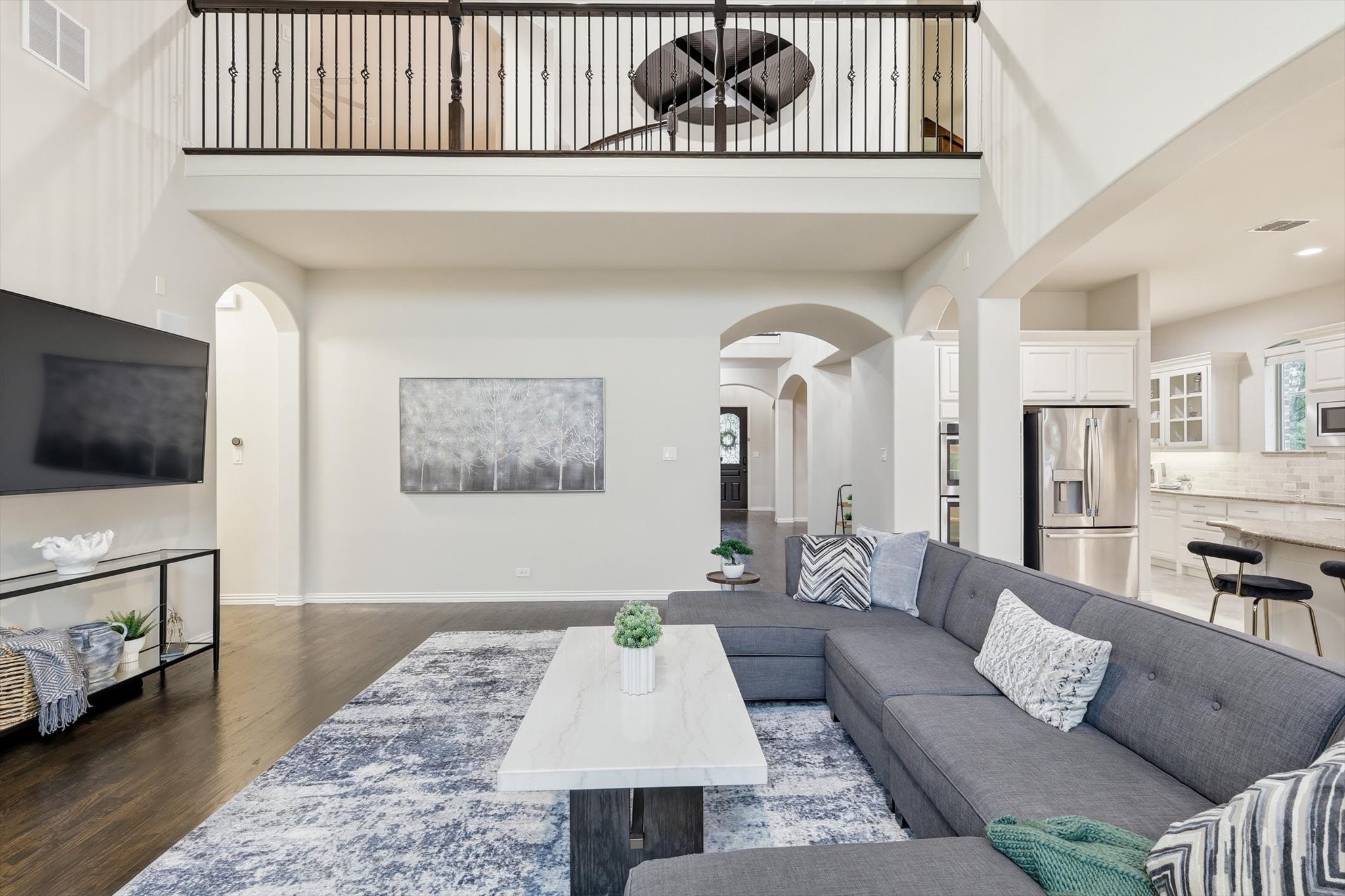 576 Featherstone Drive