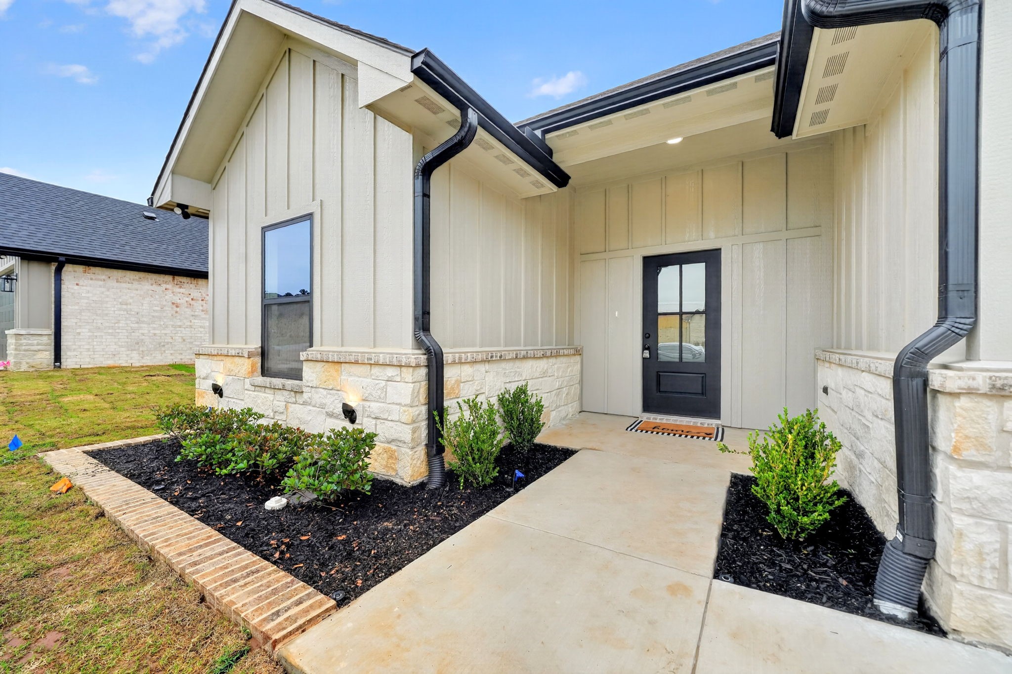 213 Central Park Court