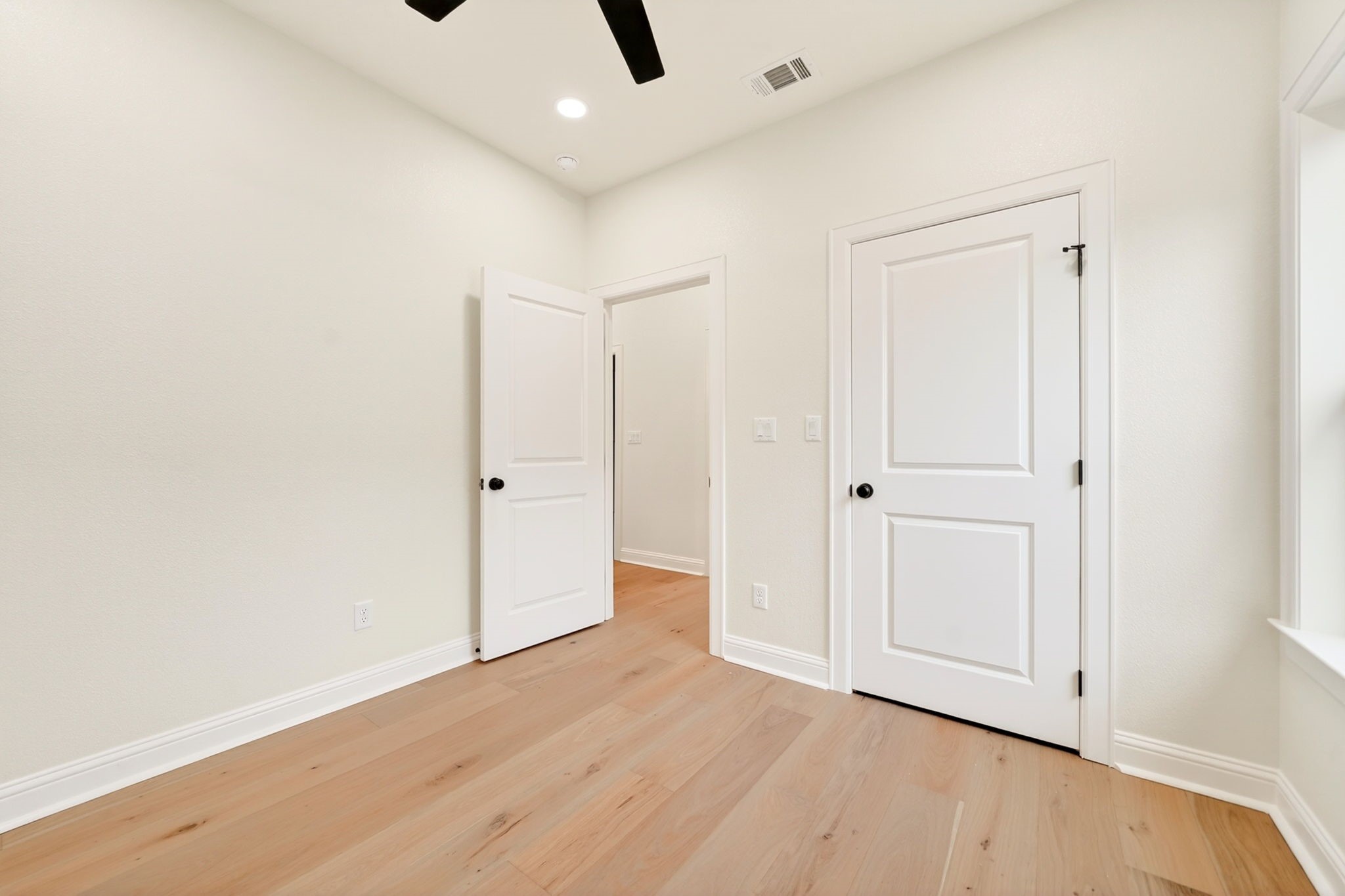 213 Central Park Court