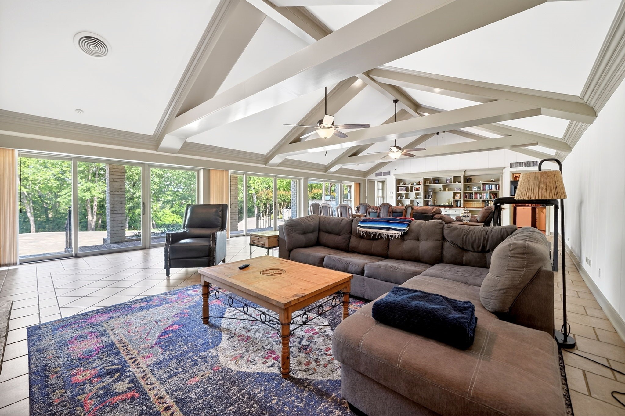 1901 Rose Point