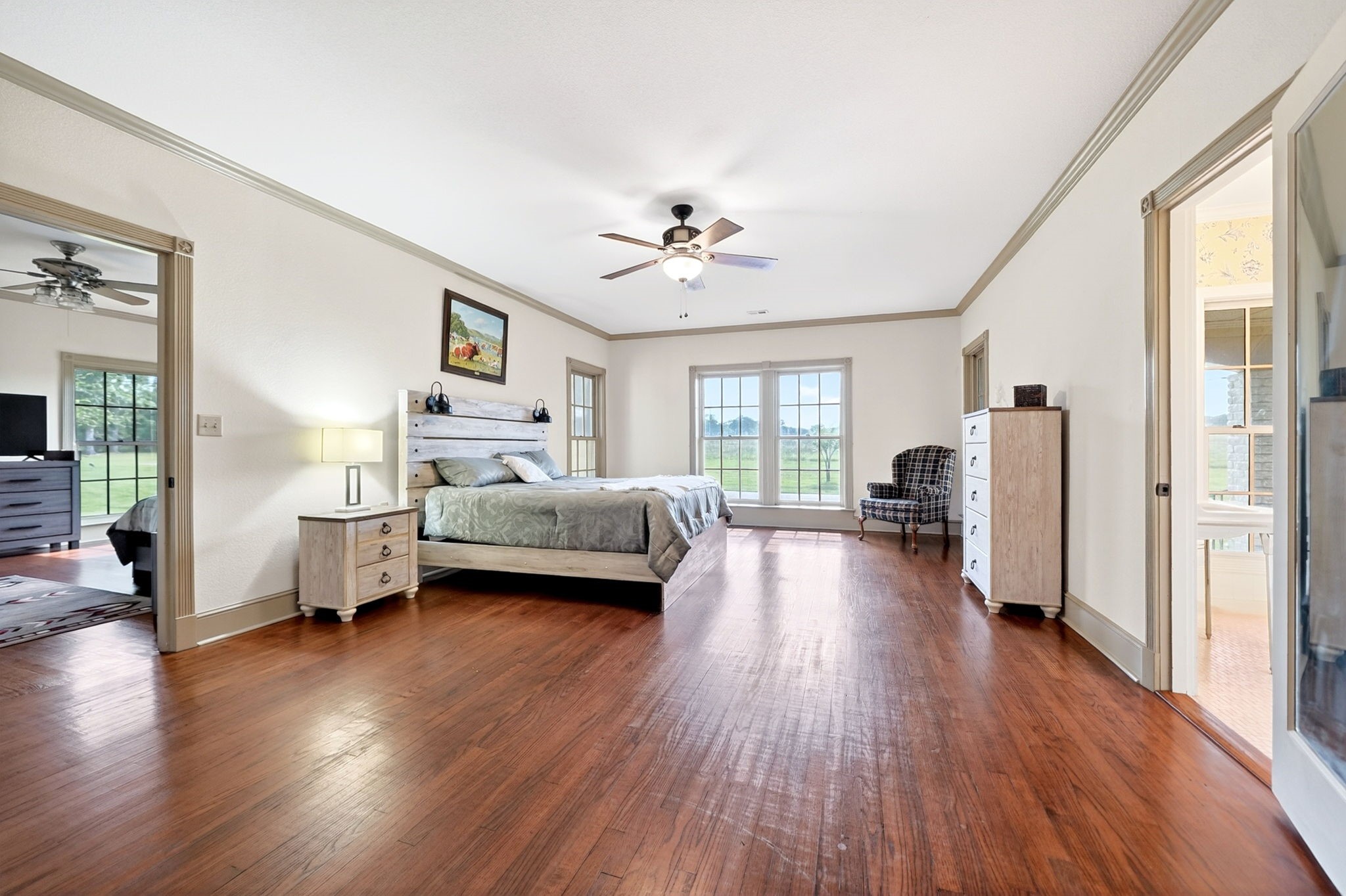 1901 Rose Point