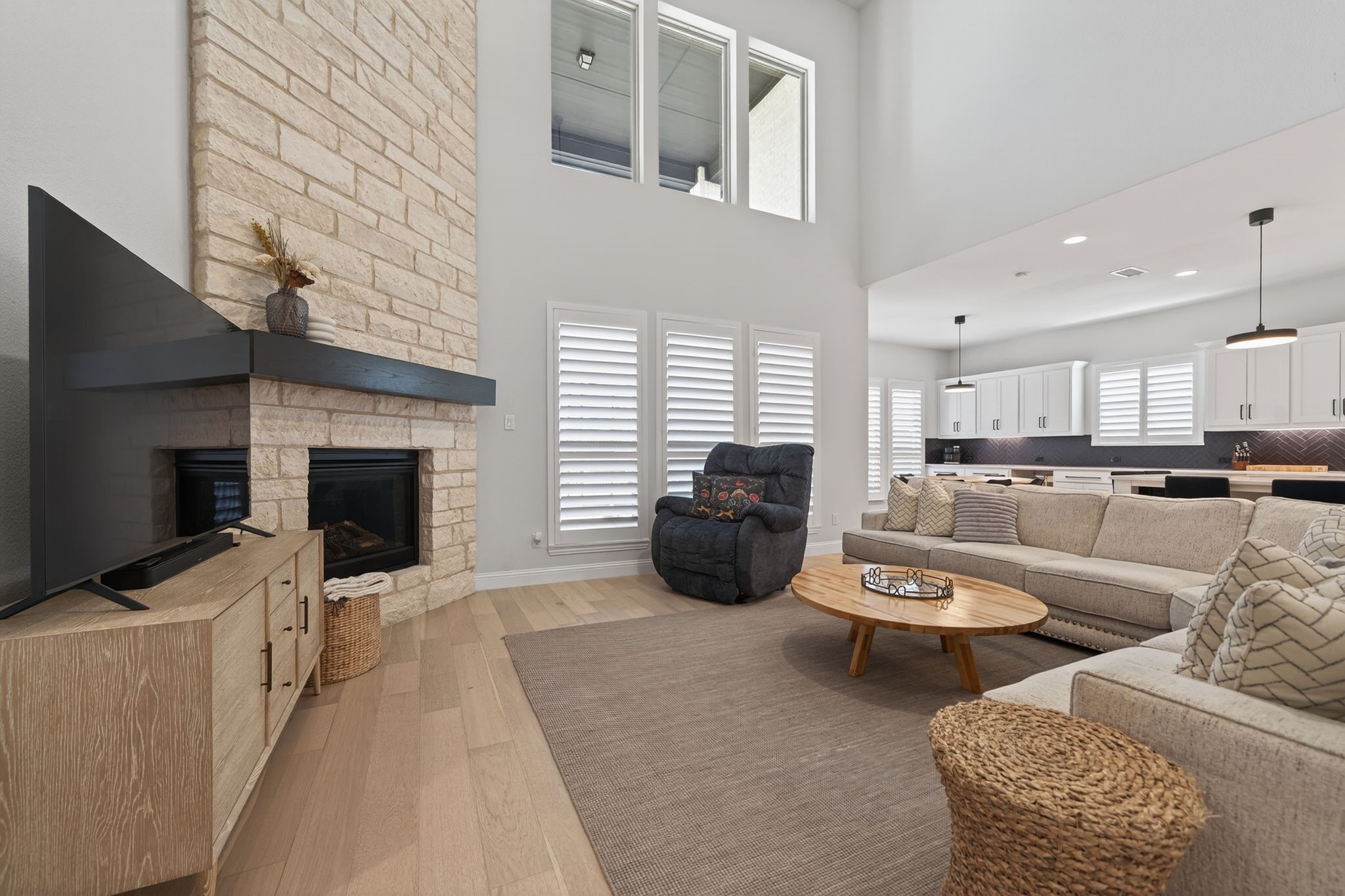 2312 Topaz Drive